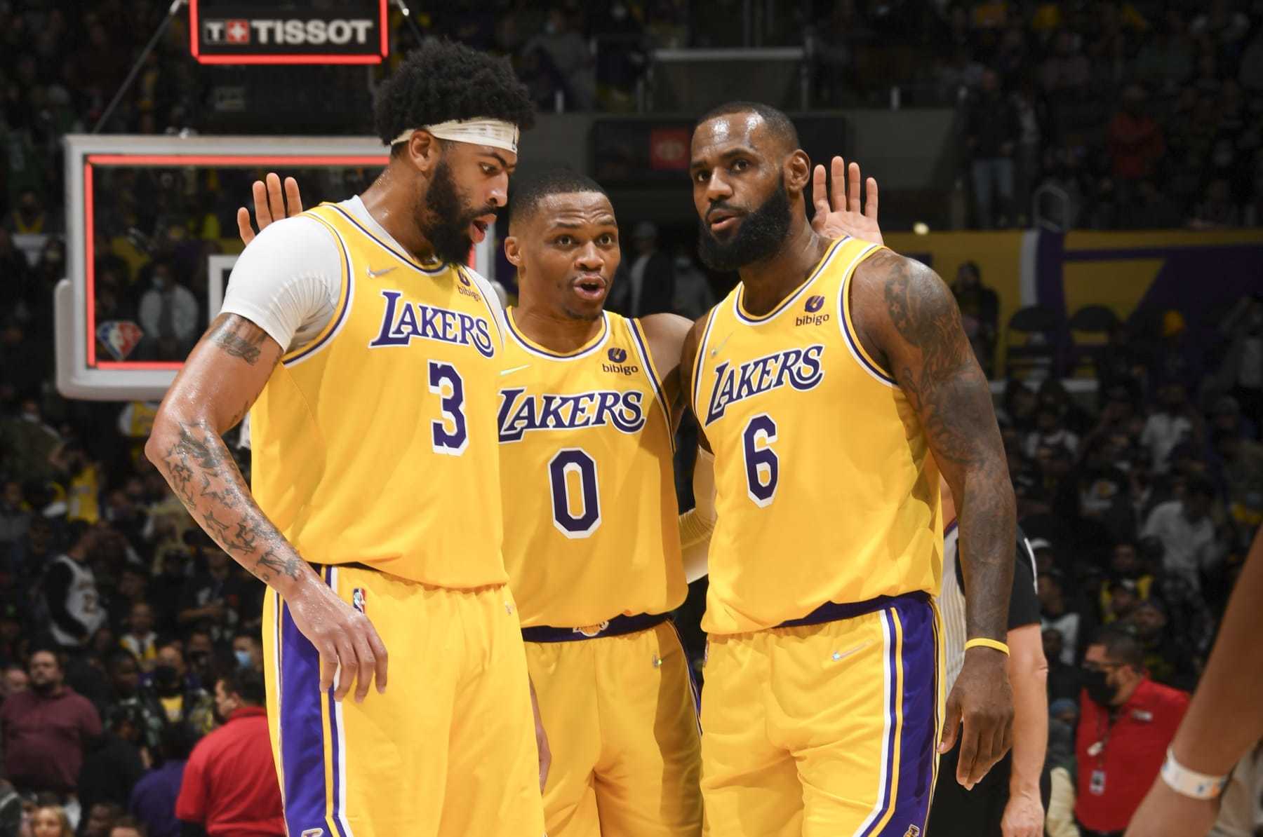 Power Ranking Lakers' Roster Entering 2022-23 NBA Season