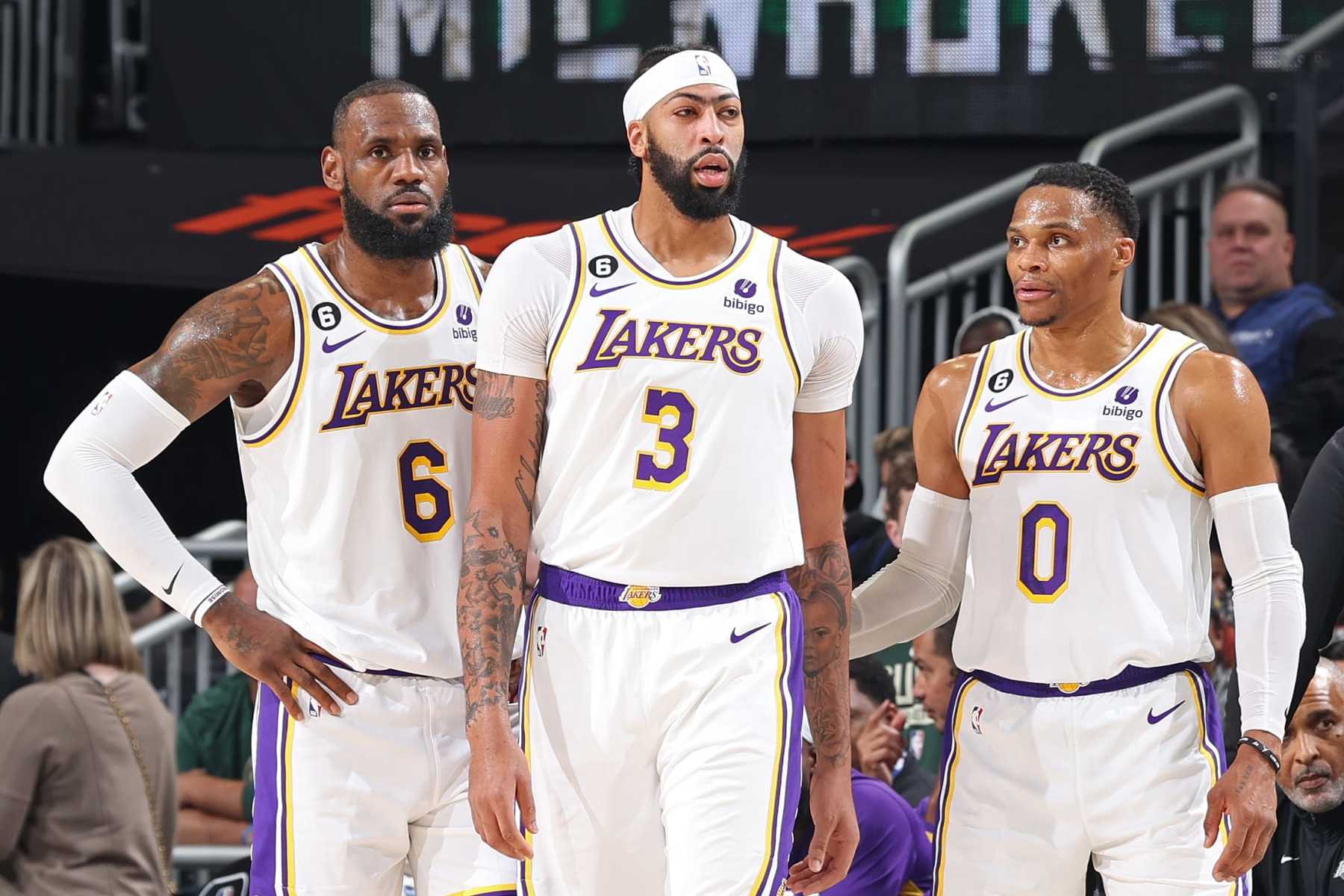 6 Teams that could steal LeBron James from the Lakers next summer