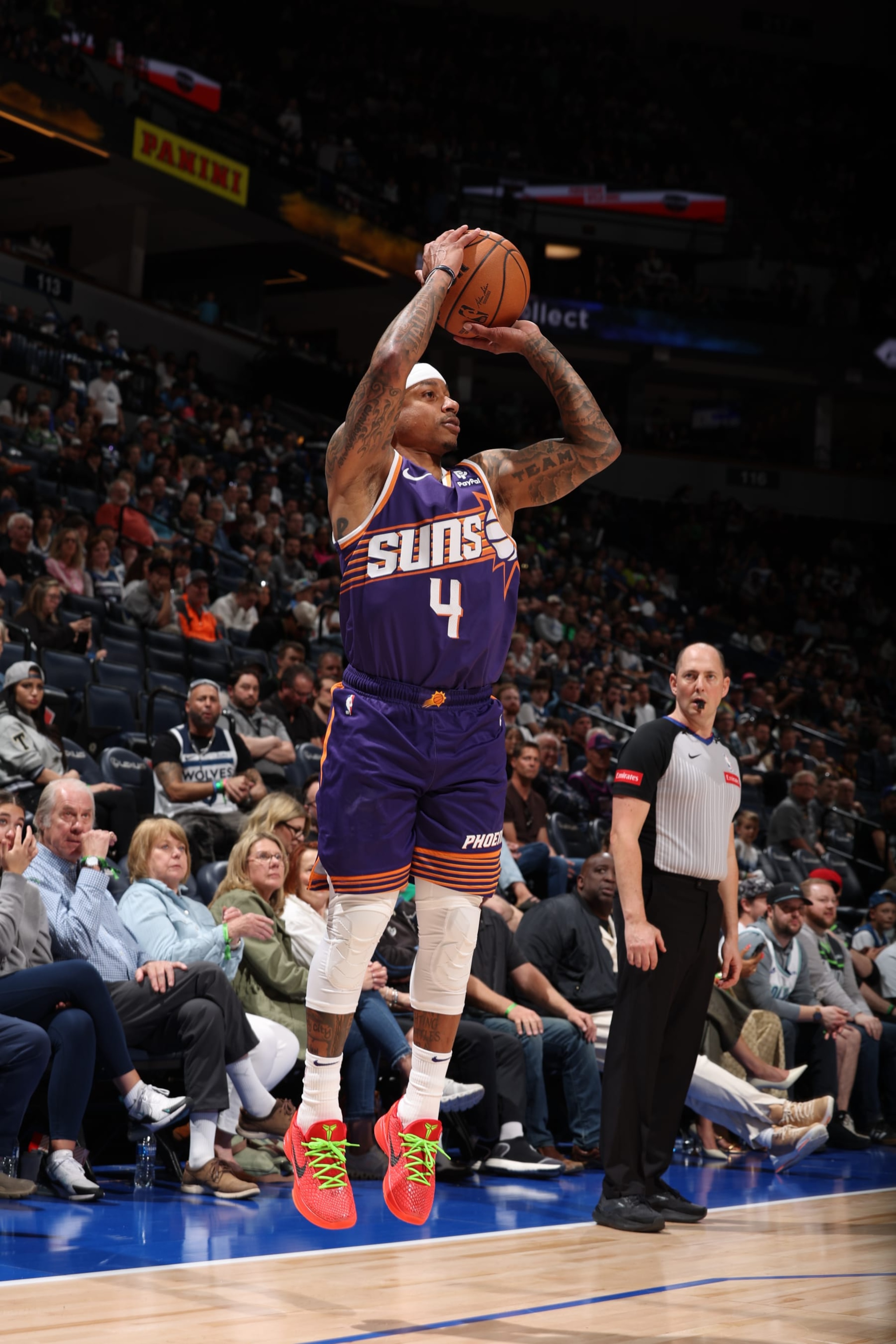 MINNEAPOLIS, MN -  APRIL 14: Isaiah Thomas #4 of the Phoenix Suns shoots the ball during the game against the Minnesota Timberwolves on April 14, 2024 at Target Center in Minneapolis, Minnesota. NOTE TO USER: User expressly acknowledges and agrees that, by downloading and or using this Photograph, user is consenting to the terms and conditions of the Getty Images License Agreement. Mandatory Copyright Notice: Copyright 2024 NBAE (Photo by David Sherman/NBAE via Getty Images)