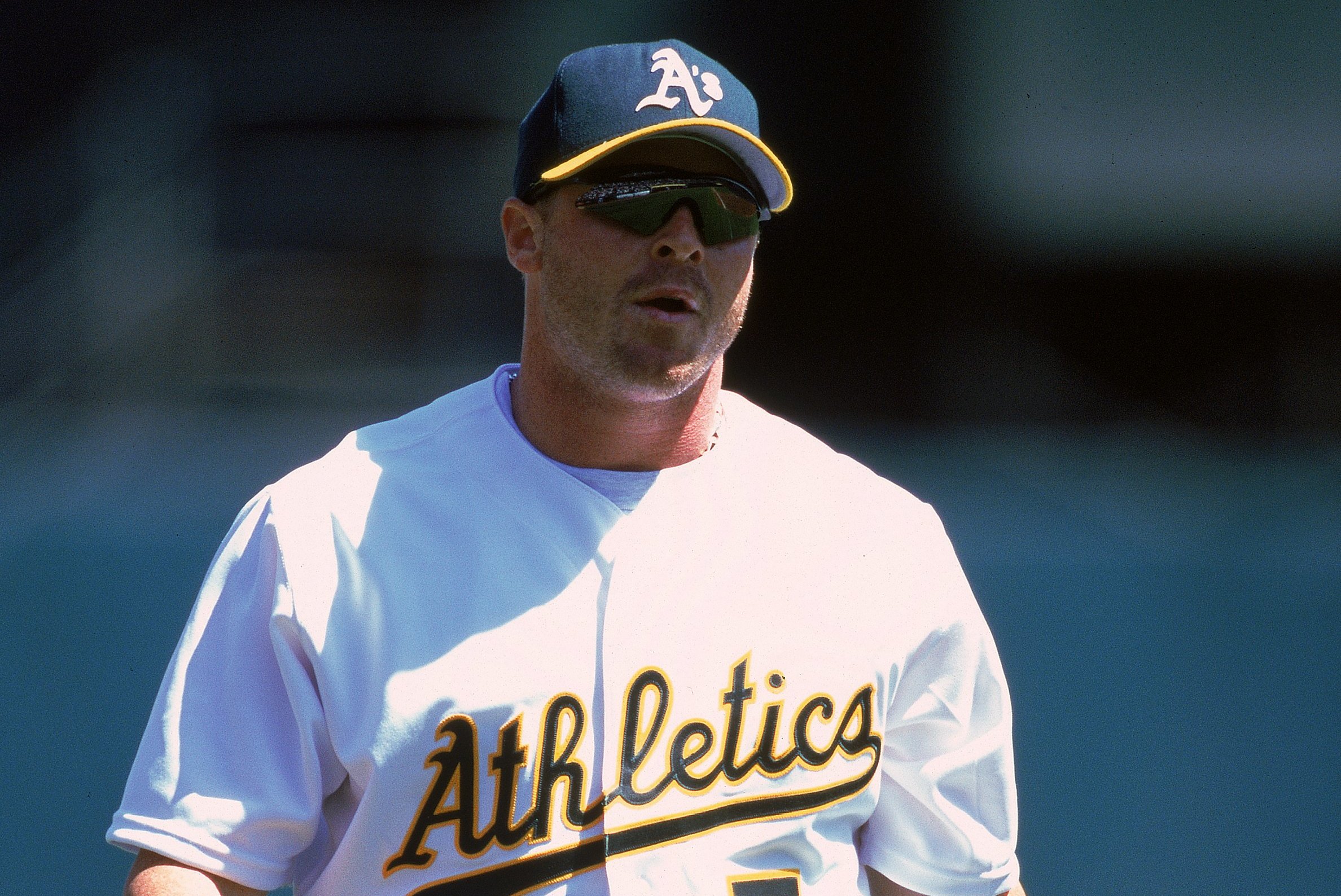 Jeremy Giambi had freak baseball accident months before suicide