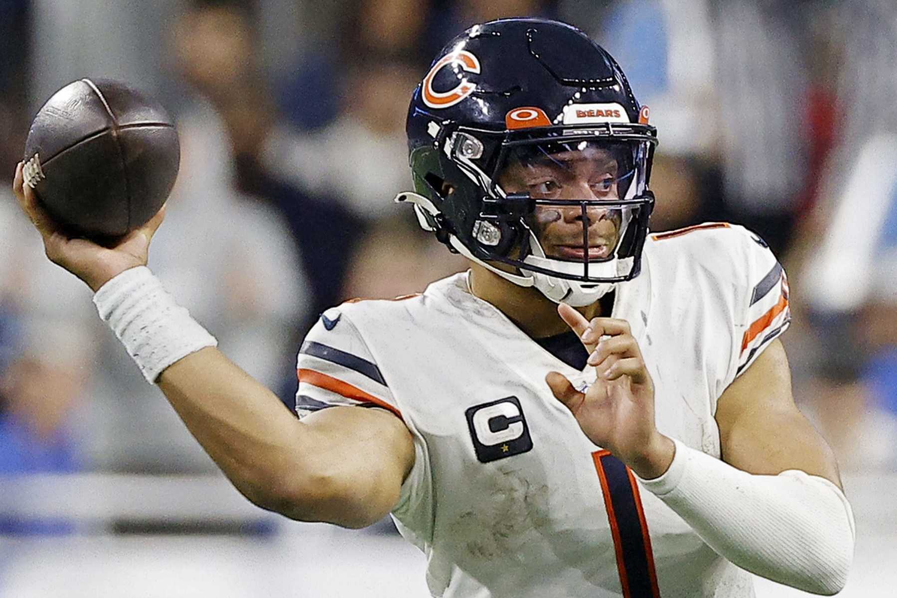 Bears would have to be 'absolutely blown away' to take a QB first overall,  Chicago GM says