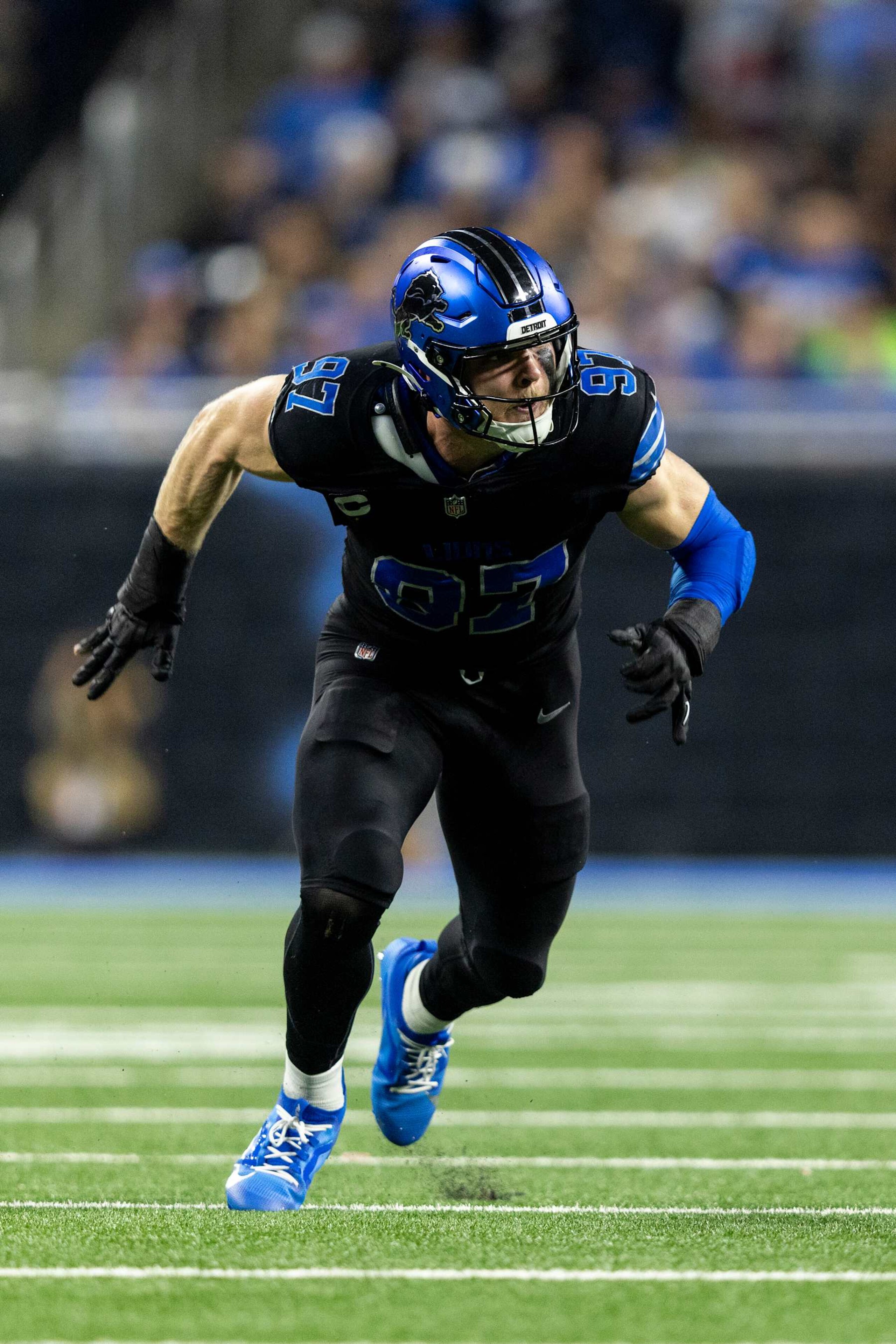 DETROIT, MICHIGAN - SEPTEMBER 30: Aidan Hutchinson #97 of the Detroit Lions runs around the edge during an NFL football game against the Seattle Seahawks at Ford Field on September 30, 2024 in Detroit, Michigan. (Photo by Michael Owens/Getty Images) DETROIT, MICHIGAN - SEPTEMBER 30: Aidan Hutchinson #97 of the Detroit Lions runs around the edge during an NFL football game against the Seattle Seahawks at Ford Field on September 30, 2024 in Detroit, Michigan. (Photo by Michael Owens/Getty Images)