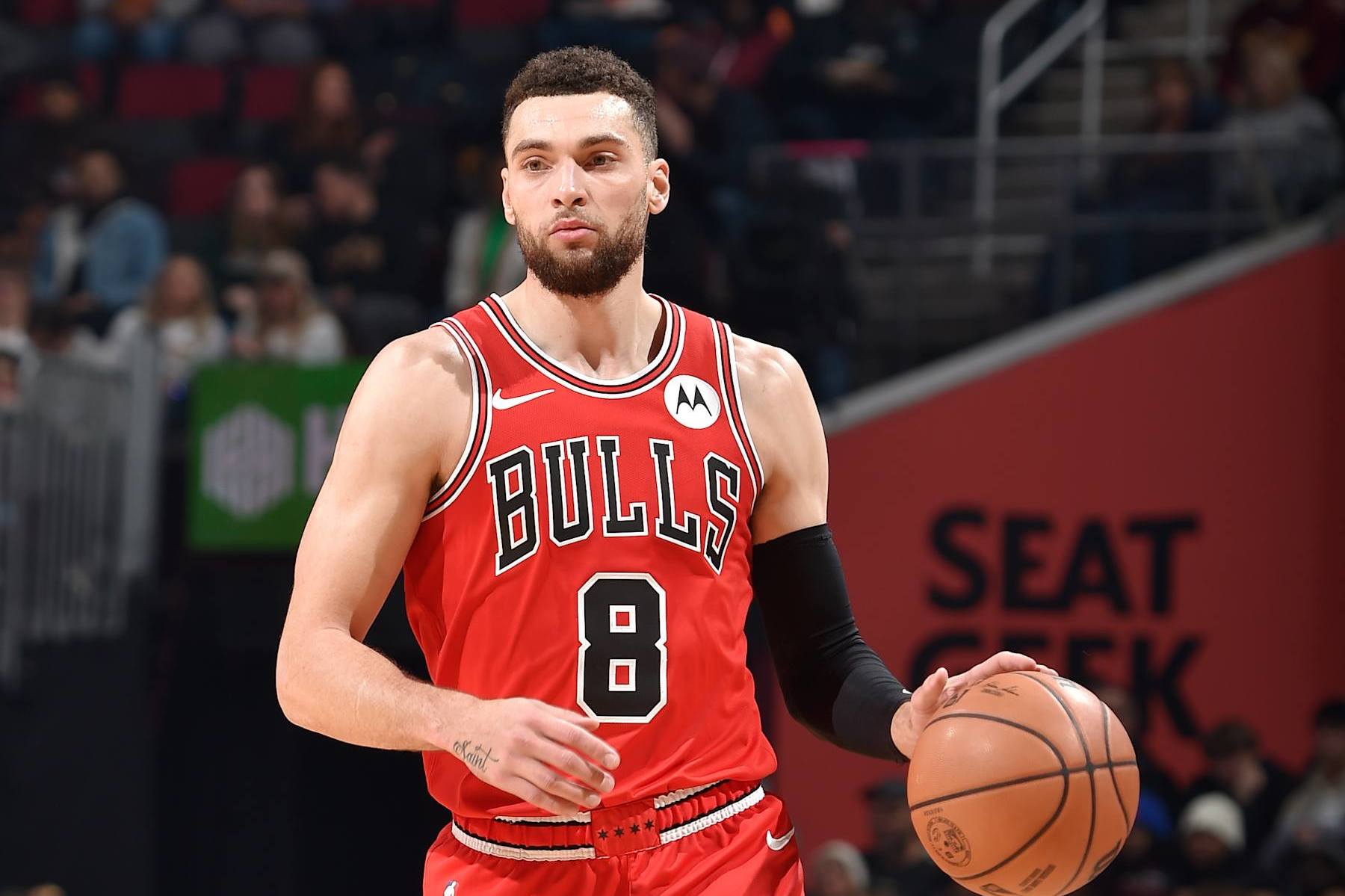 CLEVELAND, OH - JANUARY 15: Zach LaVine #8 of the Chicago Bulls dribbles the ball during the game against the Cleveland Cavaliers on January 15, 2024 at Rocket Mortgage FieldHouse in Cleveland, Ohio. NOTE TO USER: User expressly acknowledges and agrees that, by downloading and/or using this Photograph, user is consenting to the terms and conditions of the Getty Images License Agreement. Mandatory Copyright Notice: Copyright 2024 NBAE (Photo by David Liam Kyle/NBAE via Getty Images)