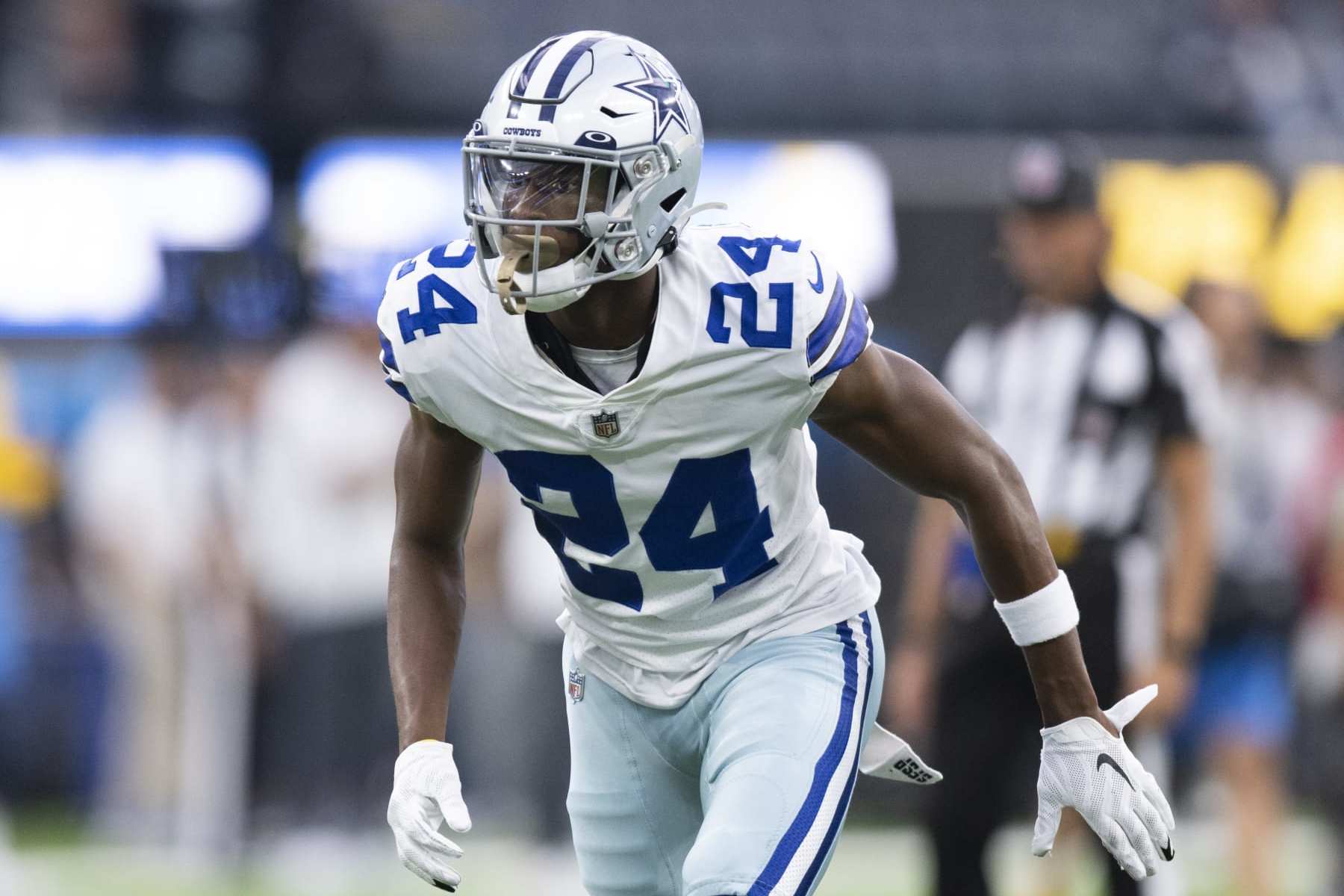 Cowboys to Wear Alternate Throwback Helmets Against Giants for Thanksgiving  Game, News, Scores, Highlights, Stats, and Rumors