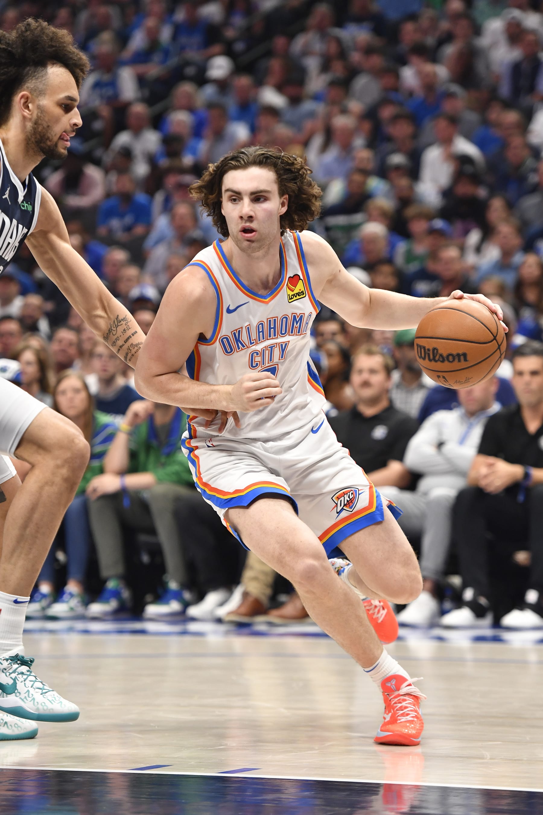 DALLAS, TX - MAY 13: Josh Giddey #3 of the Oklahoma City Thunder drives to the basket during the game against the Dallas Mavericks during Round 2 Game 4 of the 2024 NBA Playoffs on May 13, 2024 at the American Airlines Center in Dallas, Texas. NOTE TO USER: User expressly acknowledges and agrees that, by downloading and or using this photograph, User is consenting to the terms and conditions of the Getty Images License Agreement. Mandatory Copyright Notice: Copyright 2024 NBAE (Photo by Logan Riely/NBAE via Getty Images)