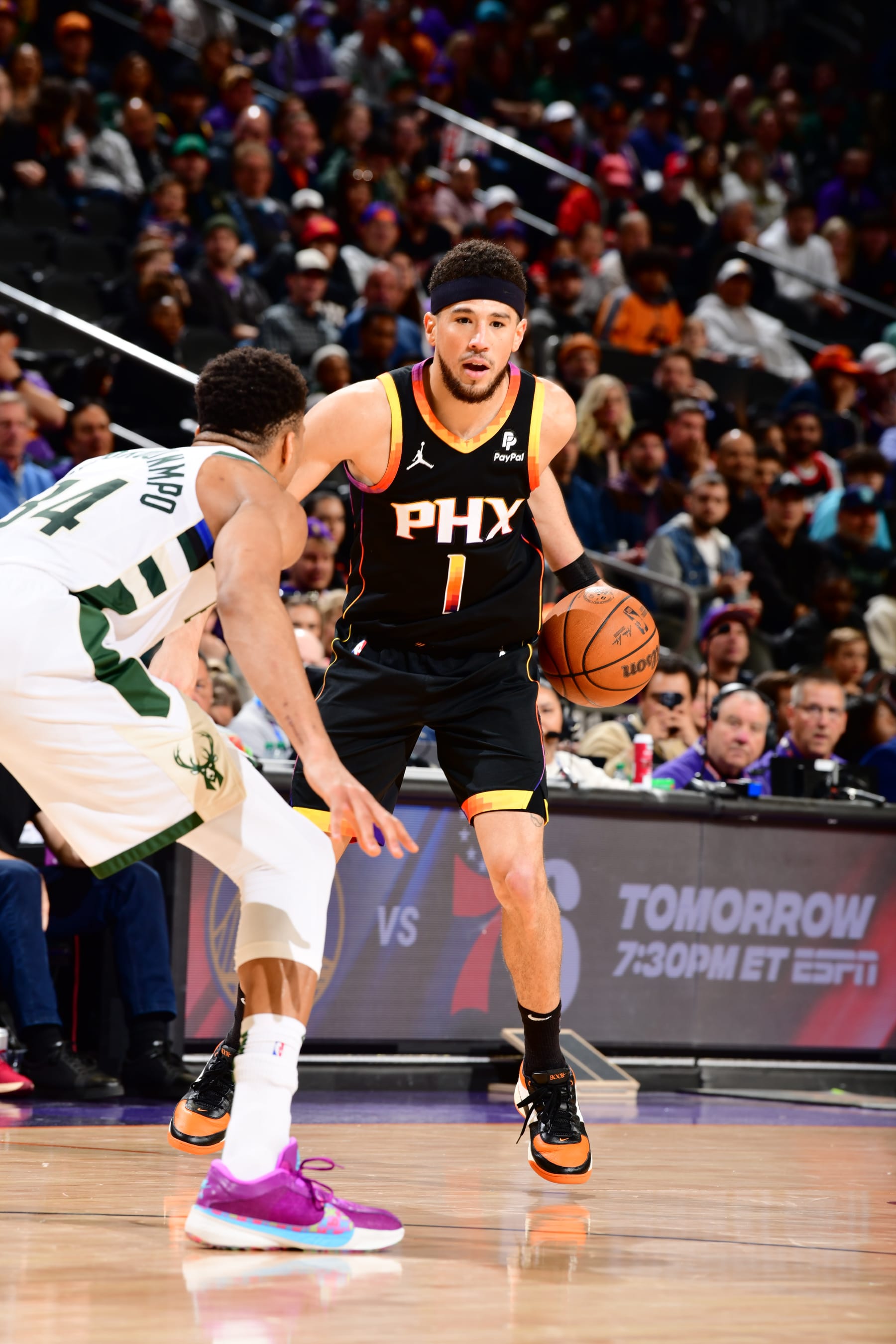 Devin Booker Wows NBA Fans as Kevin Durant, Suns Beat Giannis-Led, Lillard-Less Bucks - Vimarsana News