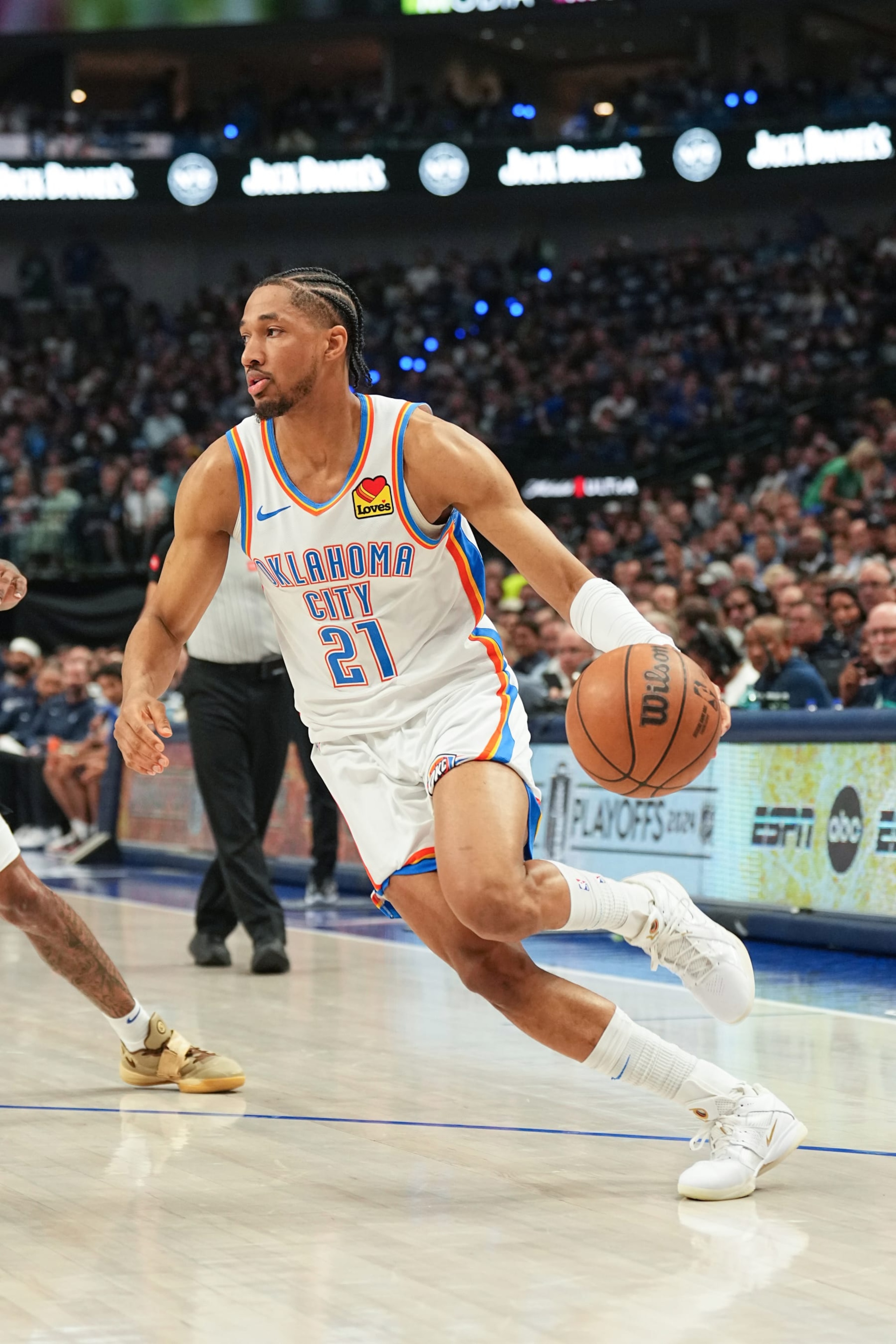 DALLAS, TX - MAY 11: Aaron Wiggins #21 of the Oklahoma City Thunder goes to the basket during the game against the Dallas Mavericks during Round 2 Game 3 of the 2024 NBA Playoffs on May 11, 2024 at the American Airlines Center in Dallas, Texas. NOTE TO USER: User expressly acknowledges and agrees that, by downloading and or using this photograph, User is consenting to the terms and conditions of the Getty Images License Agreement. Mandatory Copyright Notice: Copyright 2024 NBAE (Photo by Glenn James/NBAE via Getty Images) DALLAS, TX - MAY 11: Aaron Wiggins #21 of the Oklahoma City Thunder goes to the basket during the game against the Dallas Mavericks during Round 2 Game 3 of the 2024 NBA Playoffs on May 11, 2024 at the American Airlines Center in Dallas, Texas. NOTE TO USER: User expressly acknowledges and agrees that, by downloading and or using this photograph, User is consenting to the terms and conditions of the Getty Images License Agreement. Mandatory Copyright Notice: Copyright 2024 NBAE (Photo by Glenn James/NBAE via Getty Images)