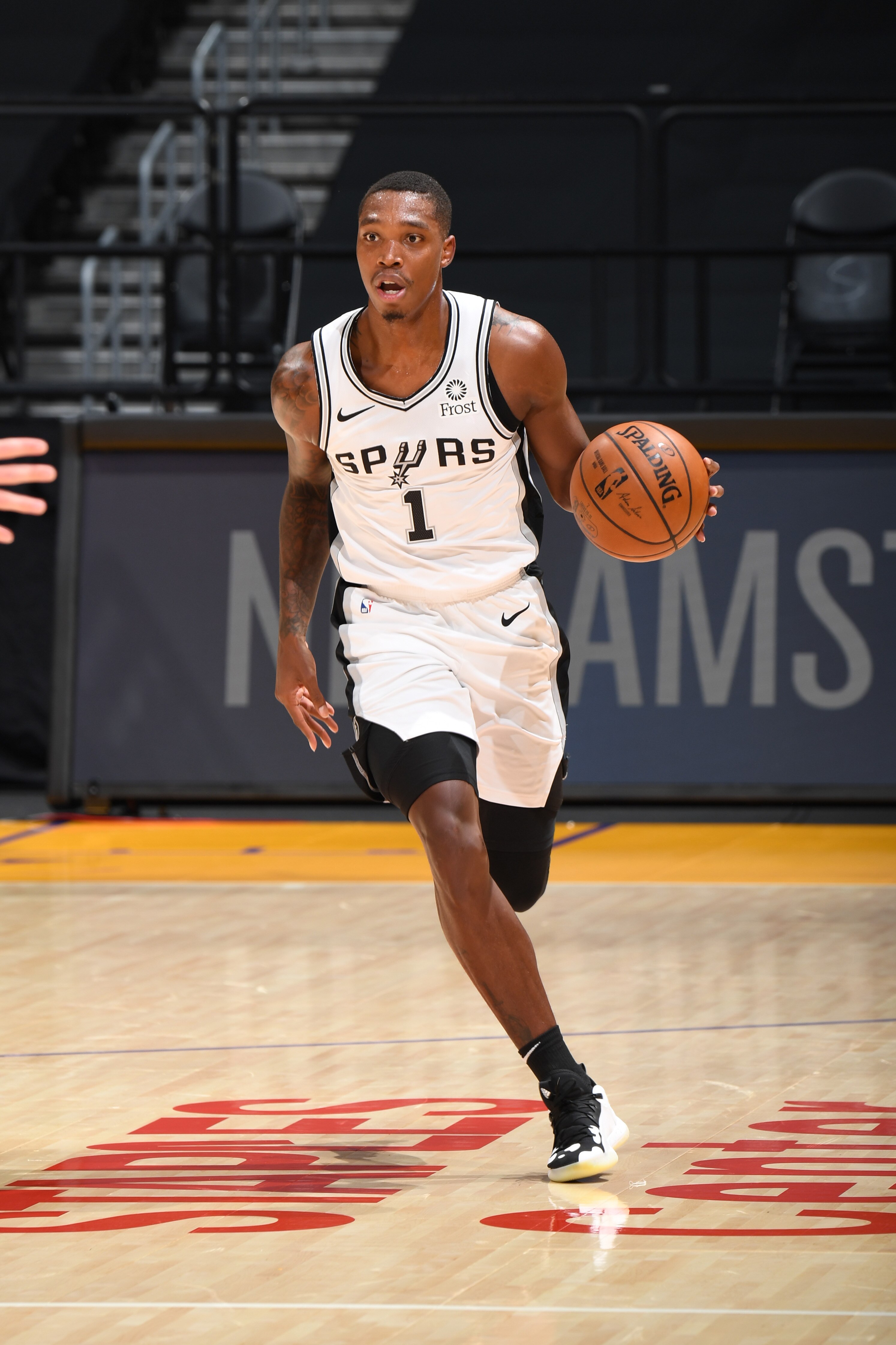 Grading Lakers' Early Moves in NBA Free Agency - Vimarsana News