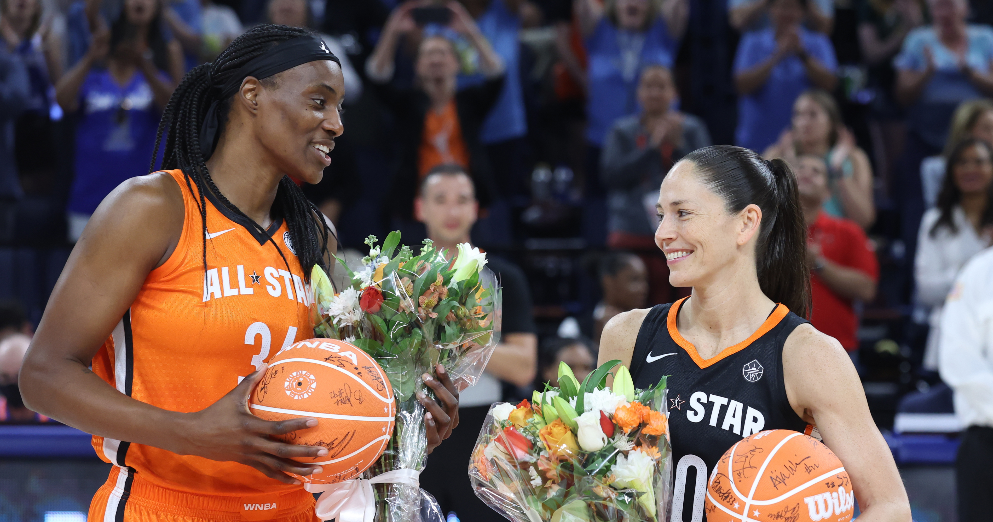 Sylvia fowles dunk store