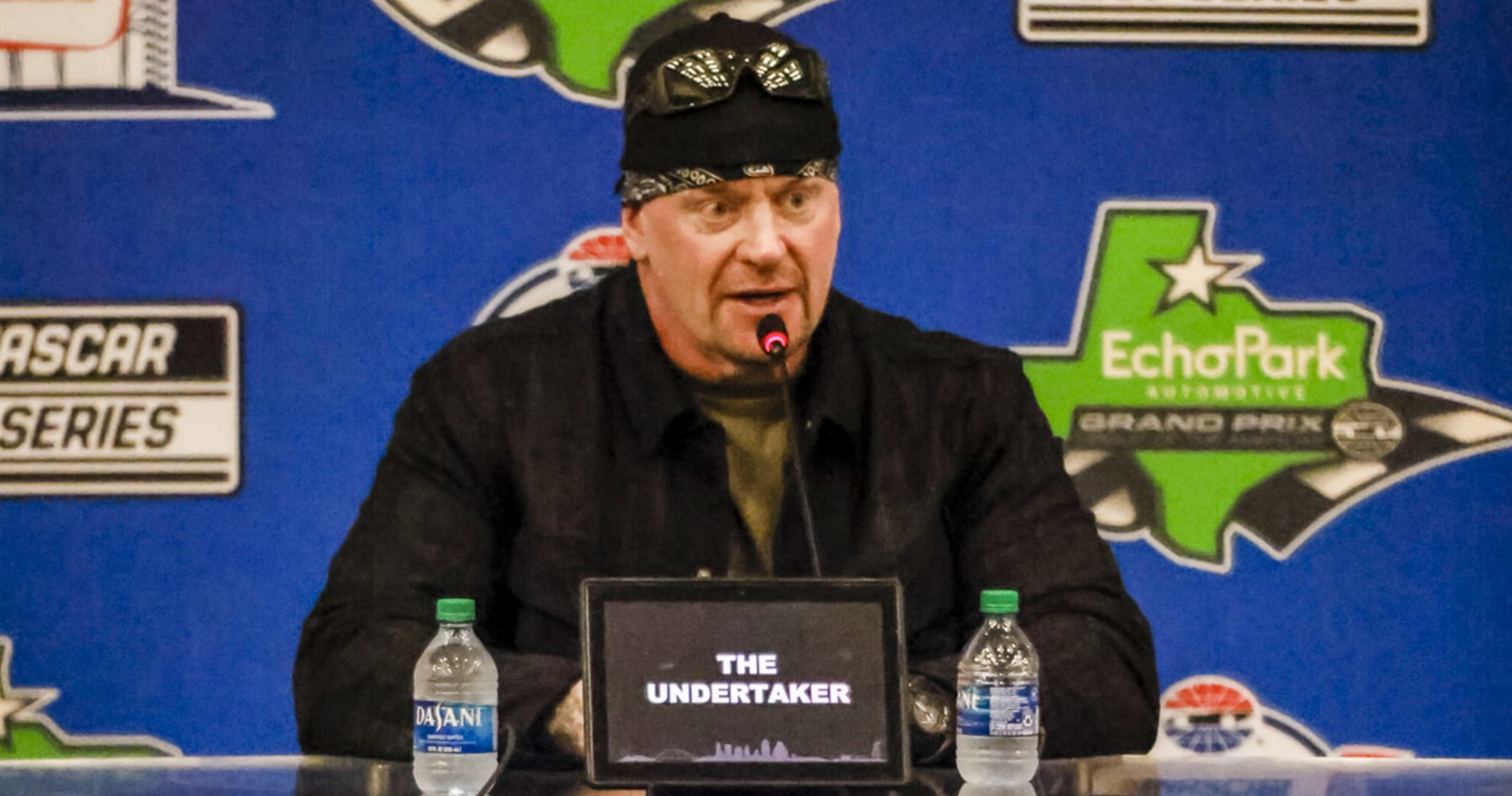 Undertaker Talks CM Punk; WWE Hall of Fame Rumors; Mercedes Moné Wants Bayley Match