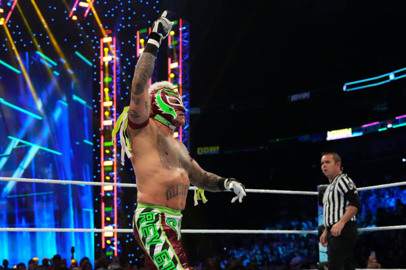 Rey Mysterio challenged GUNTHER for the Intercontinental Championship in the main event of SmackDown.
