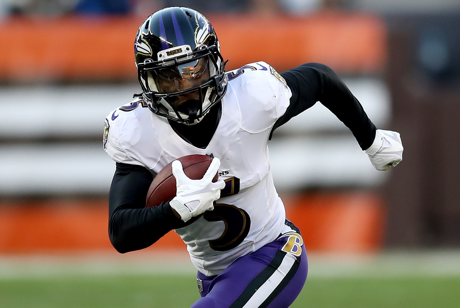 Hollywood Brown trade: Cardinals acquire Ravens WR for first-round