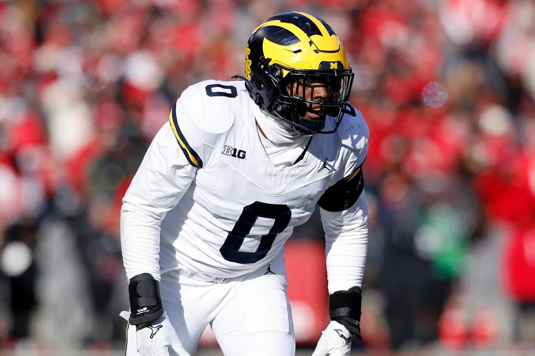 COLUMBUS, OH - NOVEMBER 30: Michigan Wolverines defensive end Josaiah Stewart (0) lines up on defense during a college football game against the Ohio State Buckeyes on November 30, 2024 at Ohio Stadium in Columbus, Ohio. (Photo by Joe Robbins/Icon Sportswire via Getty Images)