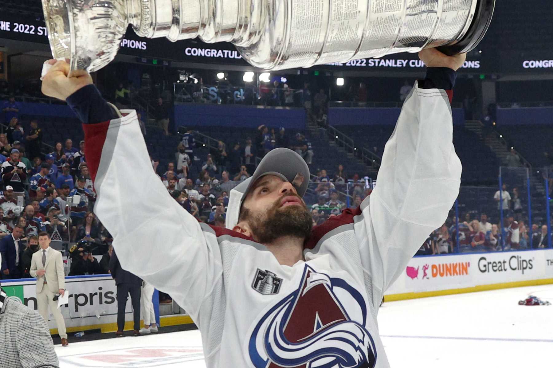 TAMPA, FLORIDA - JUNE 26: Andrew Cogliano #11 of the Colorado Avalanche hoists the Stanley Cup after the Colorado Avalanche defeated the Tampa Bay Lightning in Game Six of the 2022 Stanley Cup Final at Amalie Arena on June 26, 2022 in Tampa, Florida. The Colorado Avalanche defeated the Tampa Bay Lightning 2-1 in Game Six to take the best of seven Stanley Cup Final series 4 games to 2. (Photo by Dave Sandford/NHLI via Getty Images)