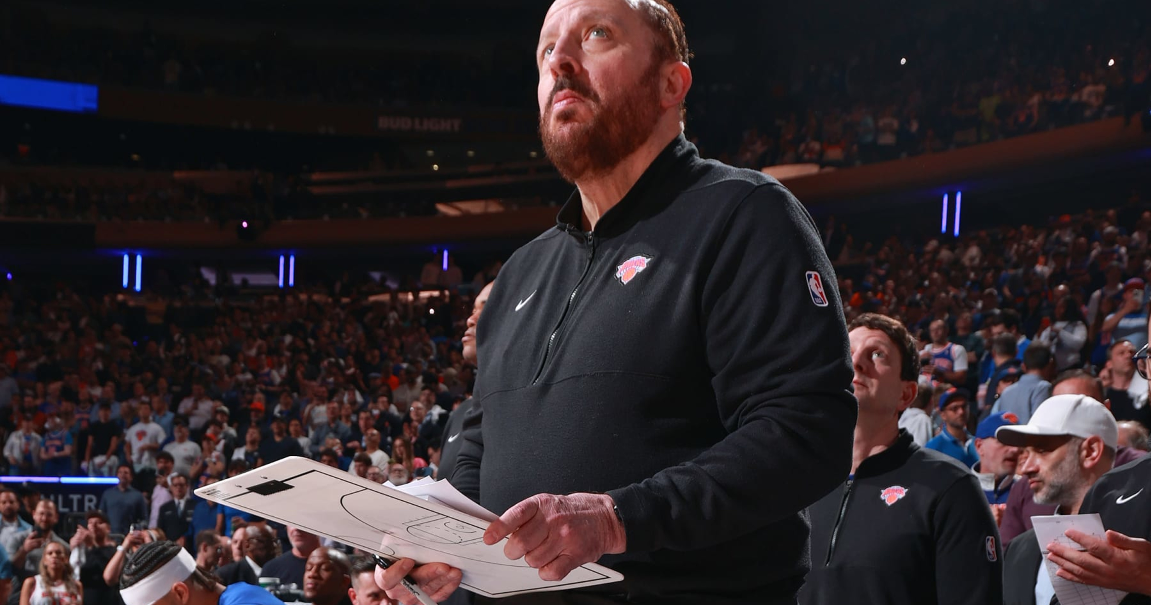 Knicks Should Trade Draft Picks for Star Player or Future Assets amid NBA Rumors