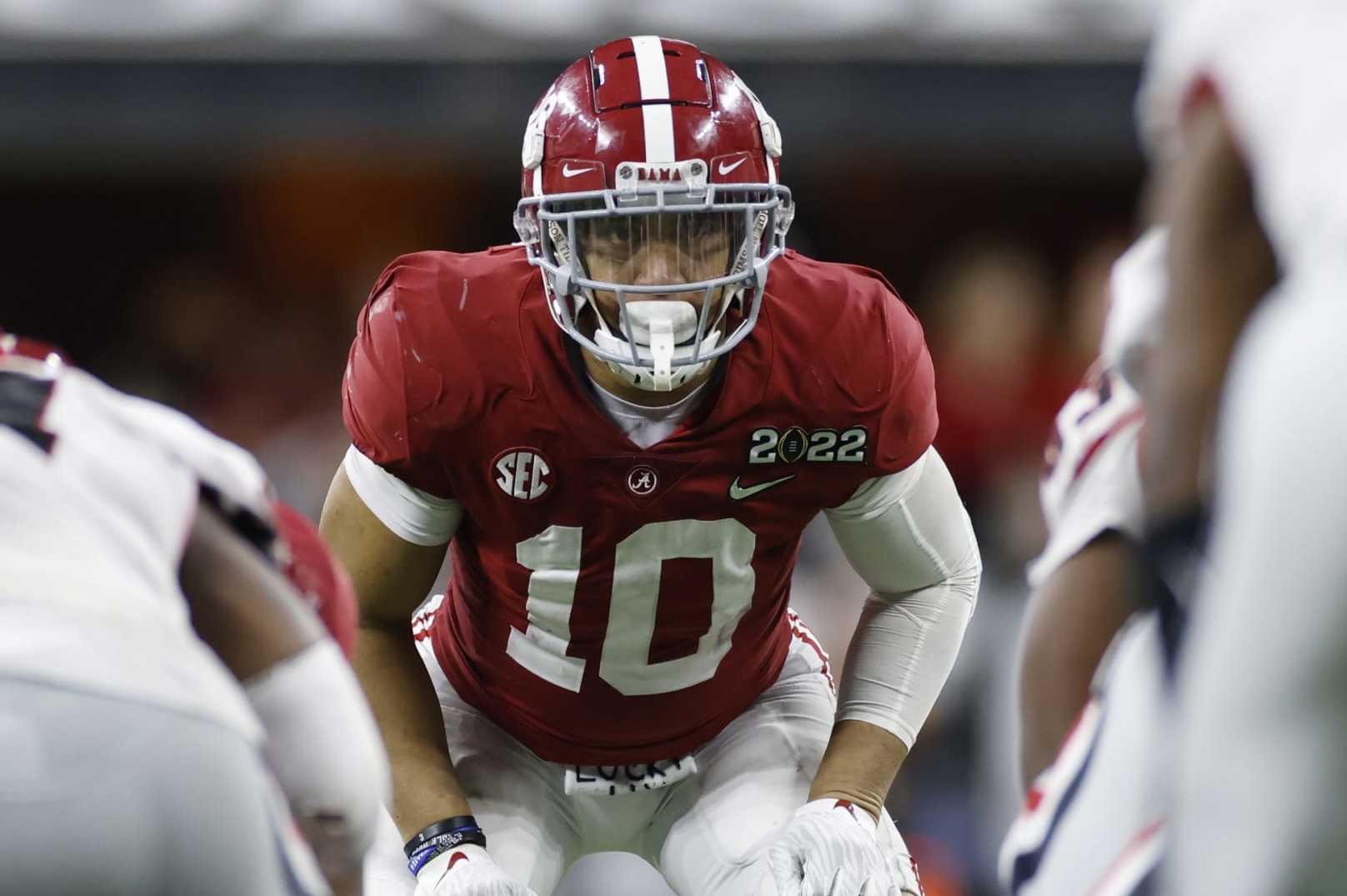 Henry shows off receiving skills at Alabama pro day