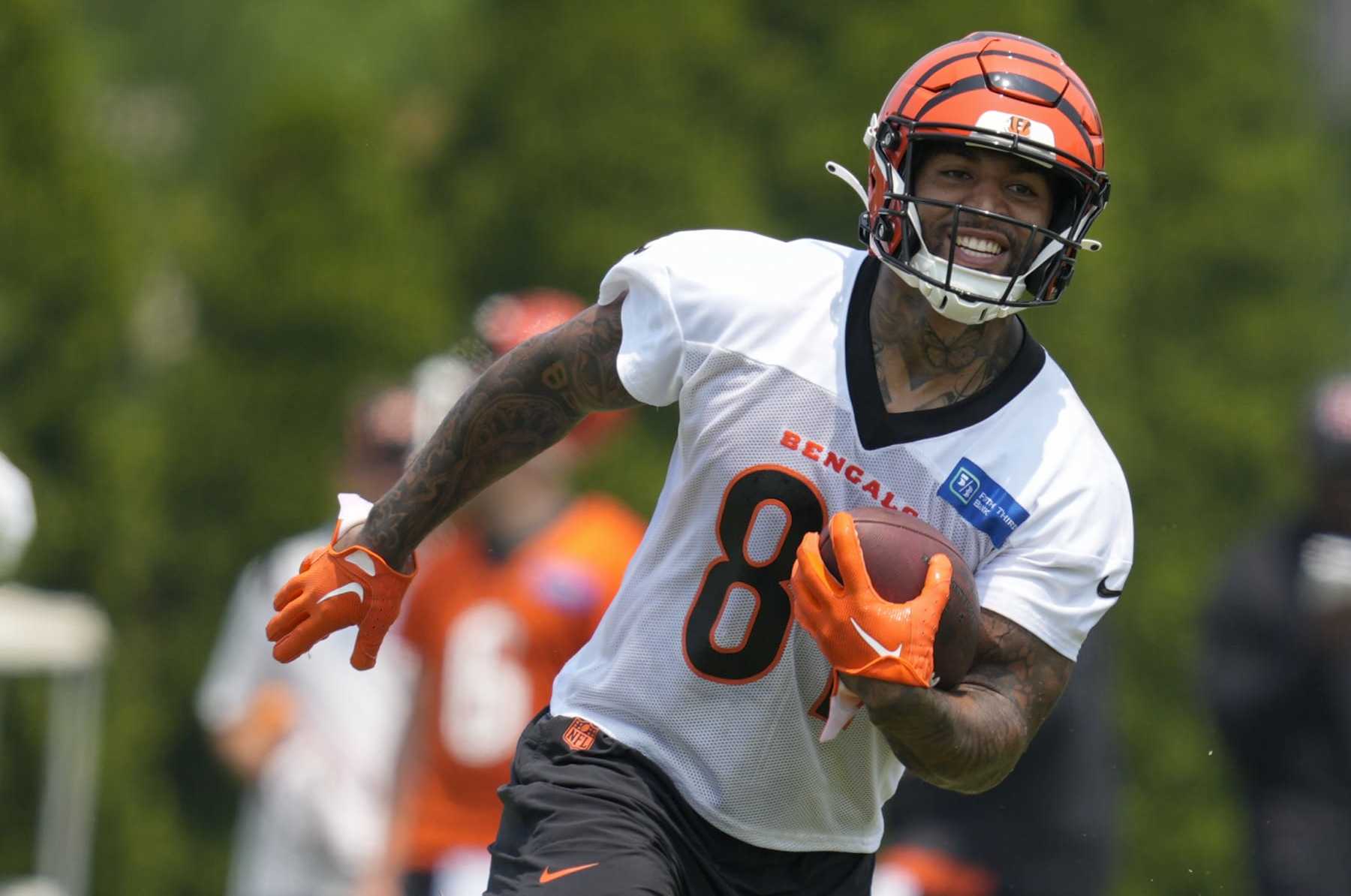 Bengals Wide Receivers Come Up Big, As Offense Shines at Training Camp 