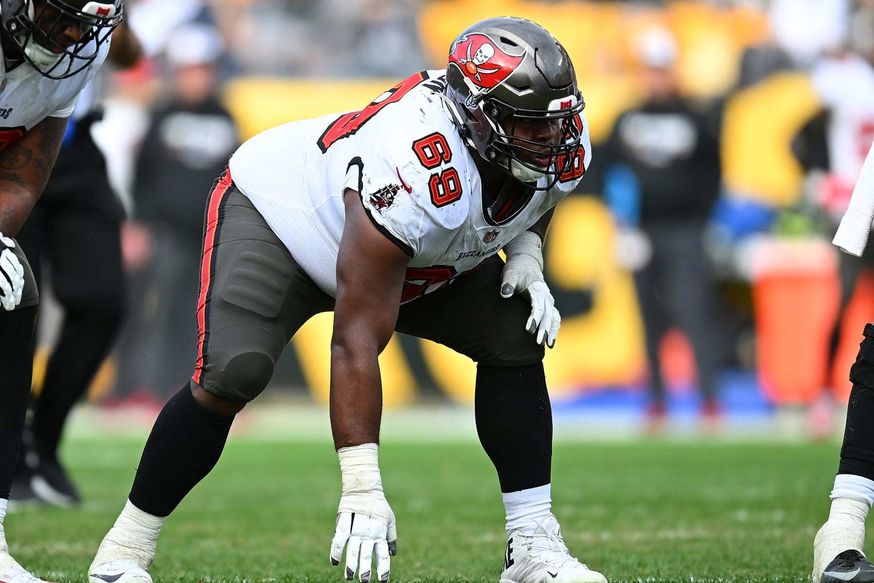 BREAKING: Bucs Trade Shaq Mason To Texans