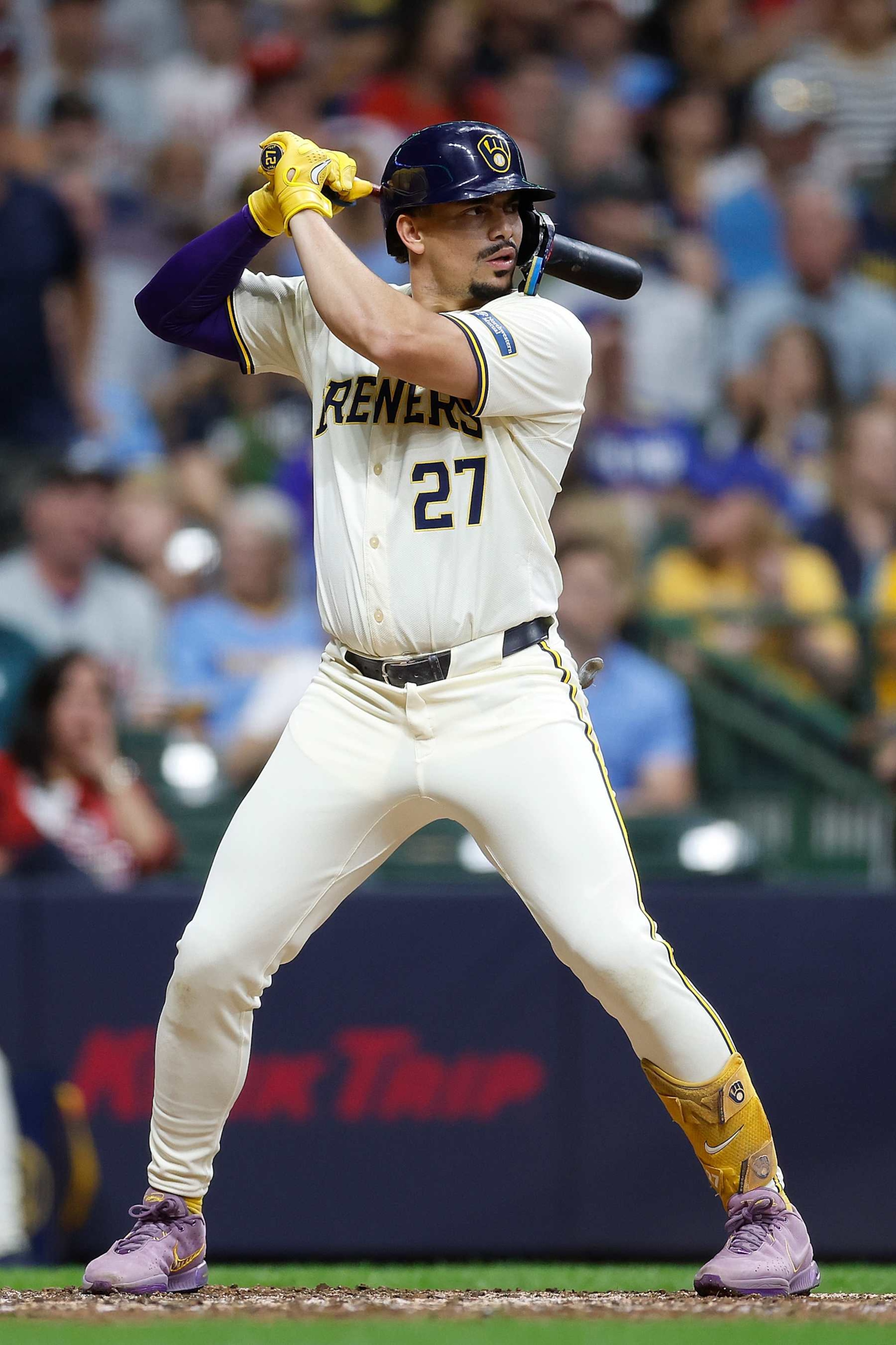 MILWAUKEE, WISCONSIN - SEPTEMBER 16: Willy Adames #27 of the Milwaukee Brewers up to bat against the Philadelphia Phillies at American Family Field on September 16, 2024 in Milwaukee, Wisconsin. (Photo by John Fisher/Getty Images)