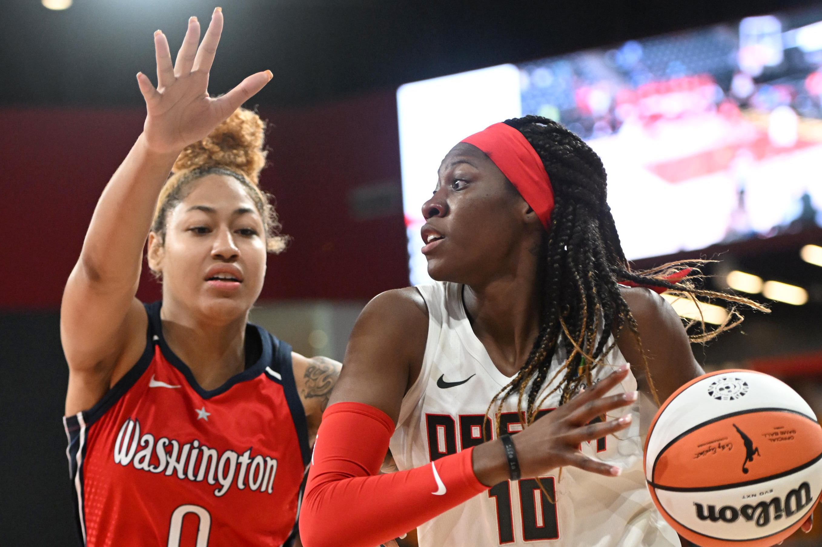 Kahleah Copper's jersey retirement serves as reminder of her basketball  beginnings - Chicago Sun-Times