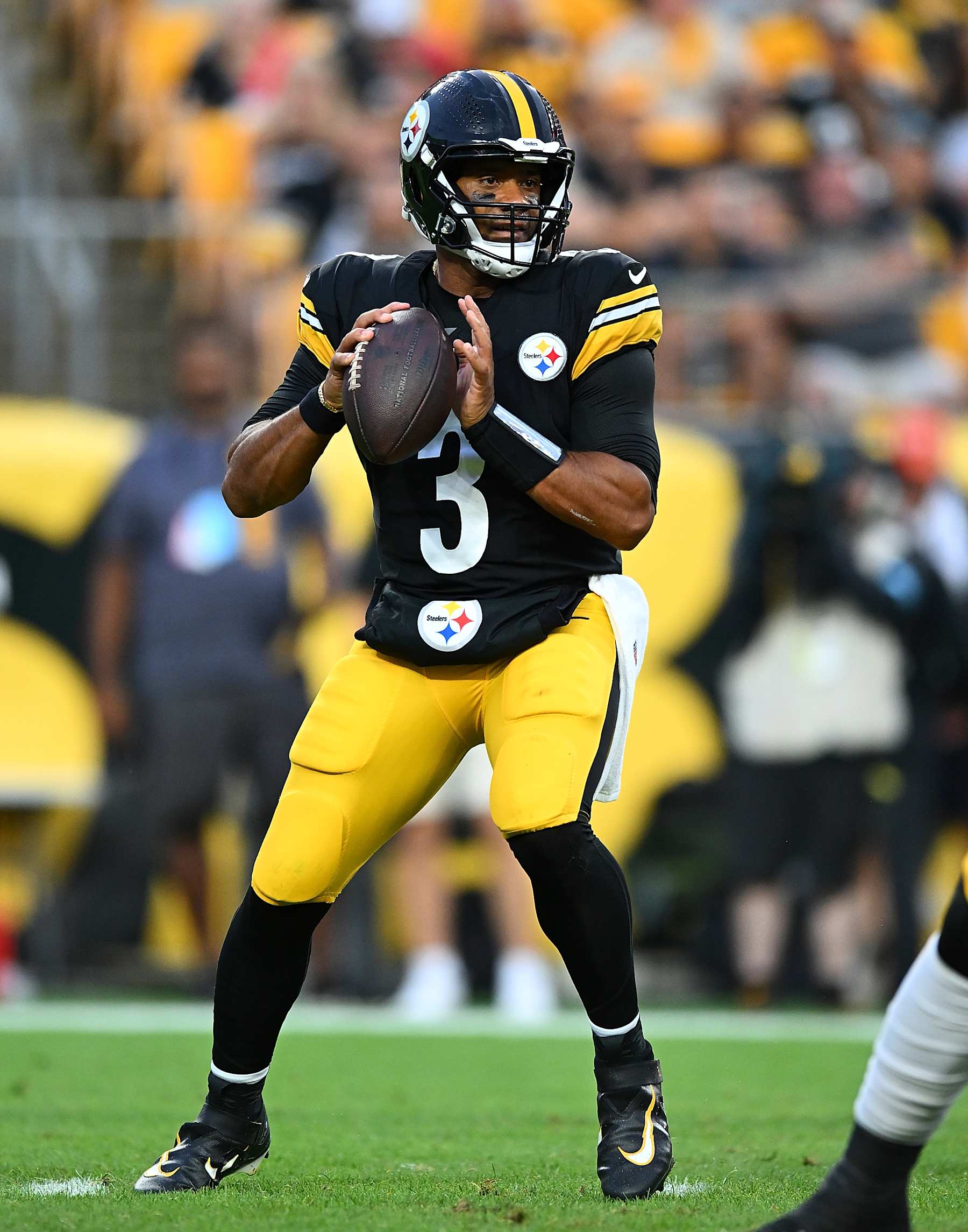 PITTSBURGH, PENNSYLVANIA - AUGUST 17:  Russell Wilson #3 of the Pittsburgh Steelers in action during the preseason game against the Buffalo Bills at Acrisure Stadium on August 17, 2024 in Pittsburgh, Pennsylvania. (Photo by Joe Sargent/Getty Images)