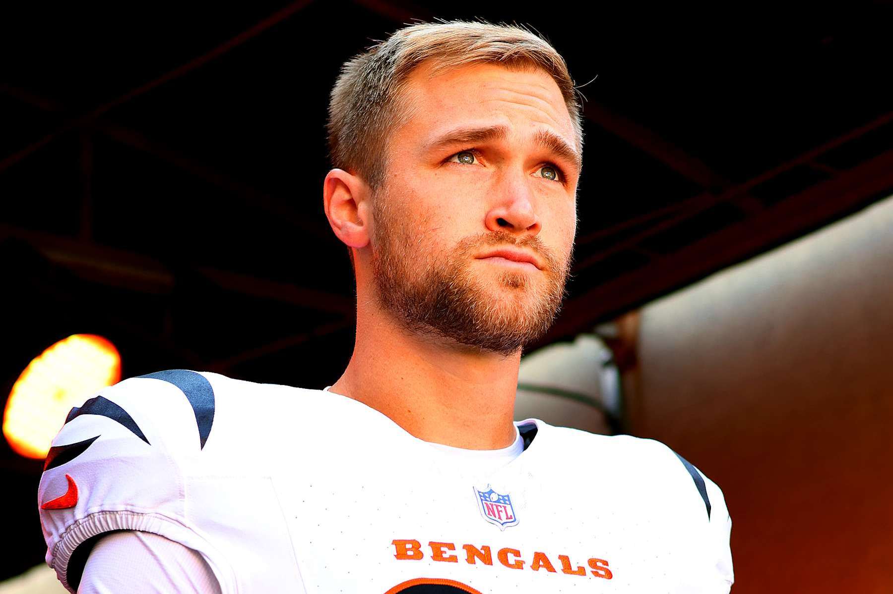 CINCINNATI, OH - OCTOBER 27 - Cincinnati Bengals tight end Mike Gesicki (88) stands in the tunnel awaiting pregame introductions before a game between the Philadelphia Eagles and the Cincinnati Bengals at Paycor Stadium on Sunday, October 27, 2024. (Photo by Jeff Moreland/Icon Sportswire via Getty Images)