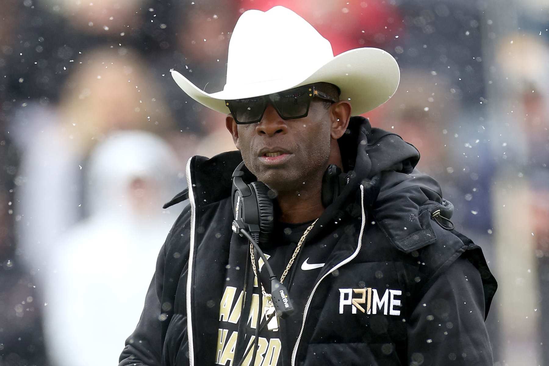 Deion Sanders undergoes successful surgery to remove blood clot