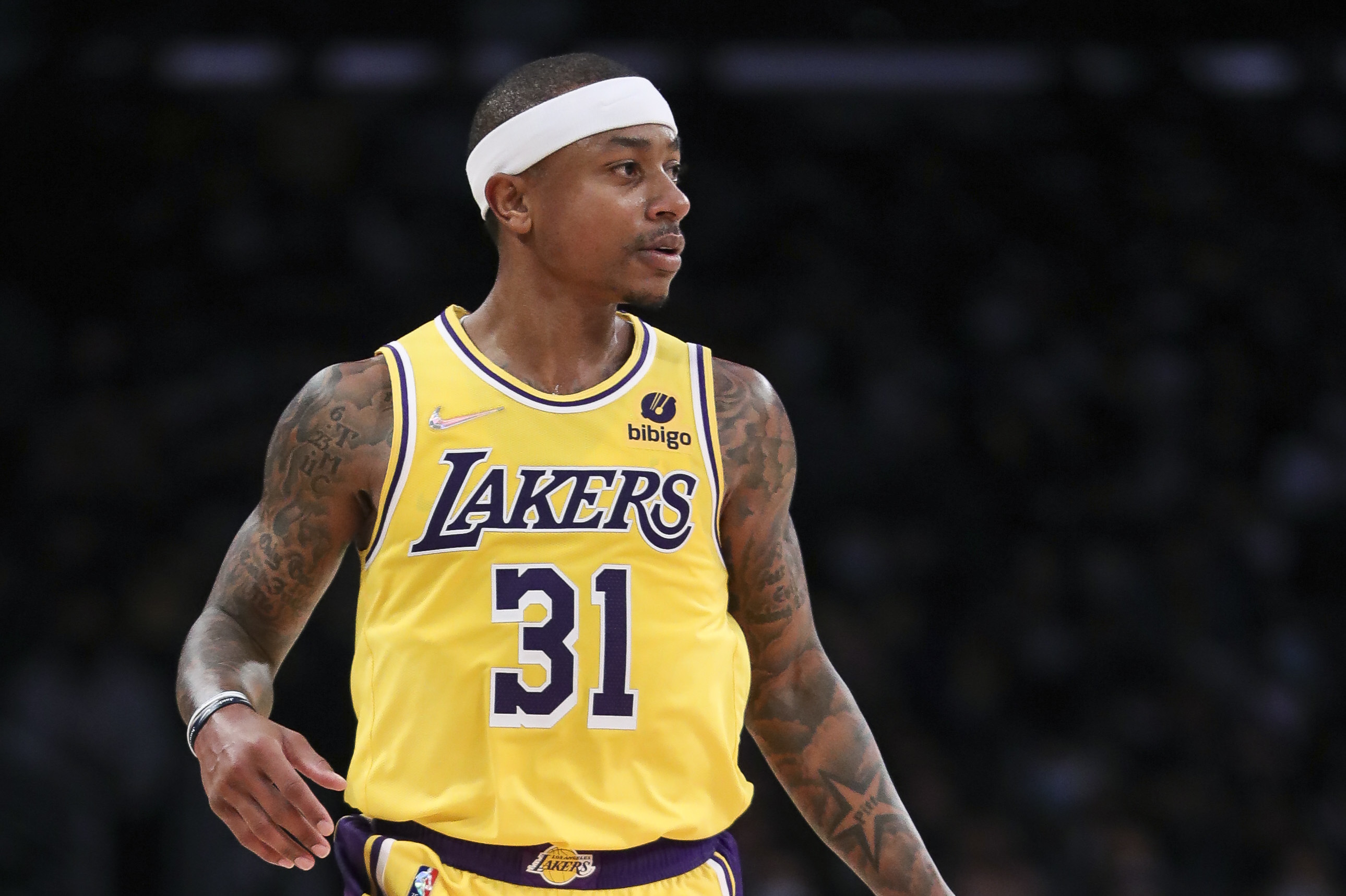 Isaiah Thomas Reportedly Will Sign Mavericks Contract After Lakers Stint