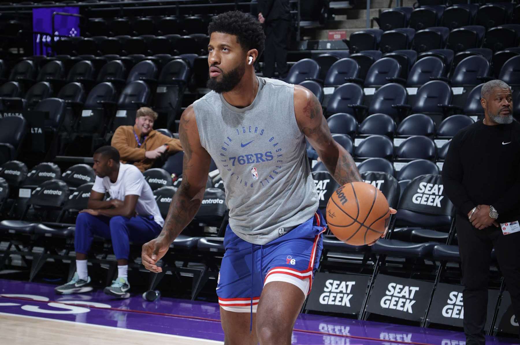 SALT LAKE CITY, UT - DECEMBER 28: Paul George #8 of the Philadelphia 76ers warms up before the game against the Utah Jazz on December 28, 2024 at Delta Center in Salt Lake City, Utah. NOTE TO USER: User expressly acknowledges and agrees that, by downloading and or using this Photograph, User is consenting to the terms and conditions of the Getty Images License Agreement. Mandatory Copyright Notice: Copyright 2024 NBAE (Photo by Melissa Majchrzak/NBAE via Getty Images)