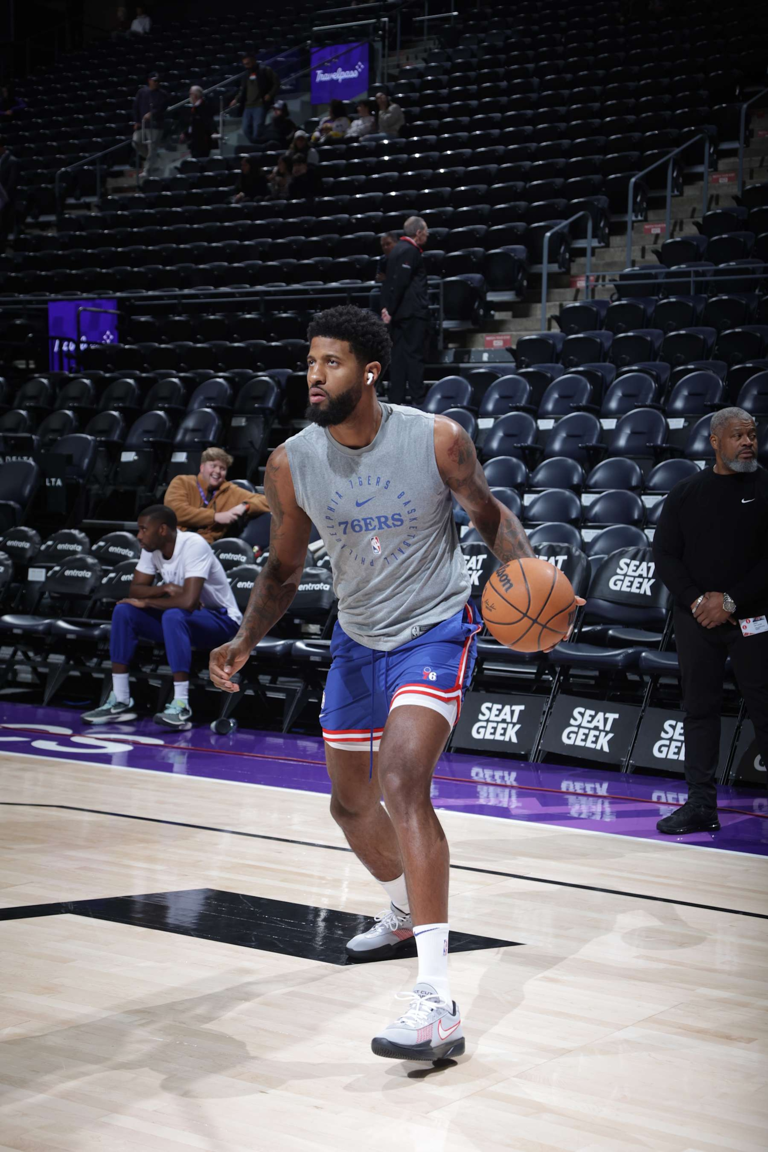 SALT LAKE CITY, UT - DECEMBER 28: Paul George #8 of the Philadelphia 76ers warms up before the game against the Utah Jazz on December 28, 2024 at Delta Center in Salt Lake City, Utah. NOTE TO USER: User expressly acknowledges and agrees that, by downloading and or using this Photograph, User is consenting to the terms and conditions of the Getty Images License Agreement. Mandatory Copyright Notice: Copyright 2024 NBAE (Photo by Melissa Majchrzak/NBAE via Getty Images)