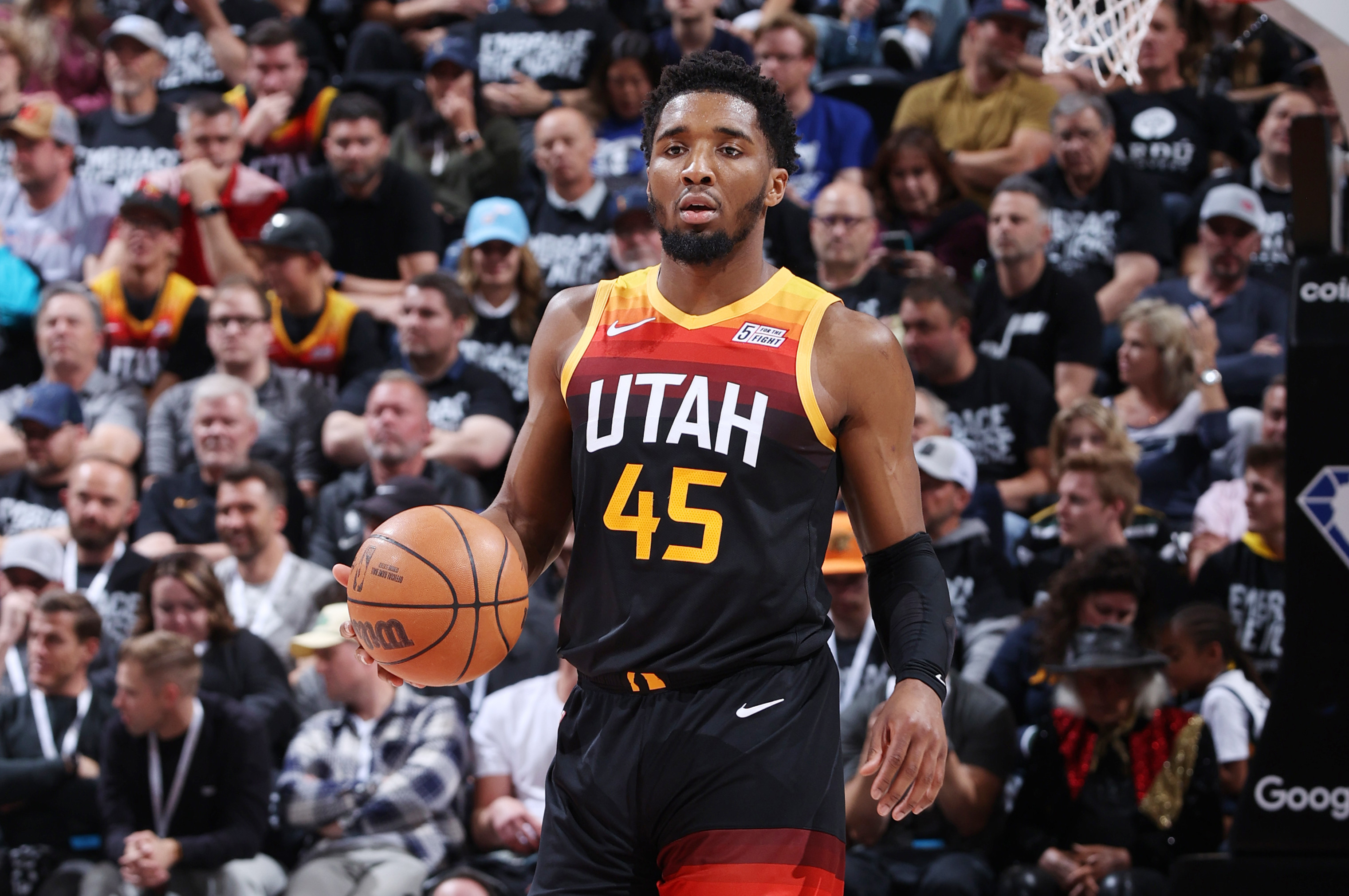 Without their All-Star backcourt, the Utah Jazz lose against the