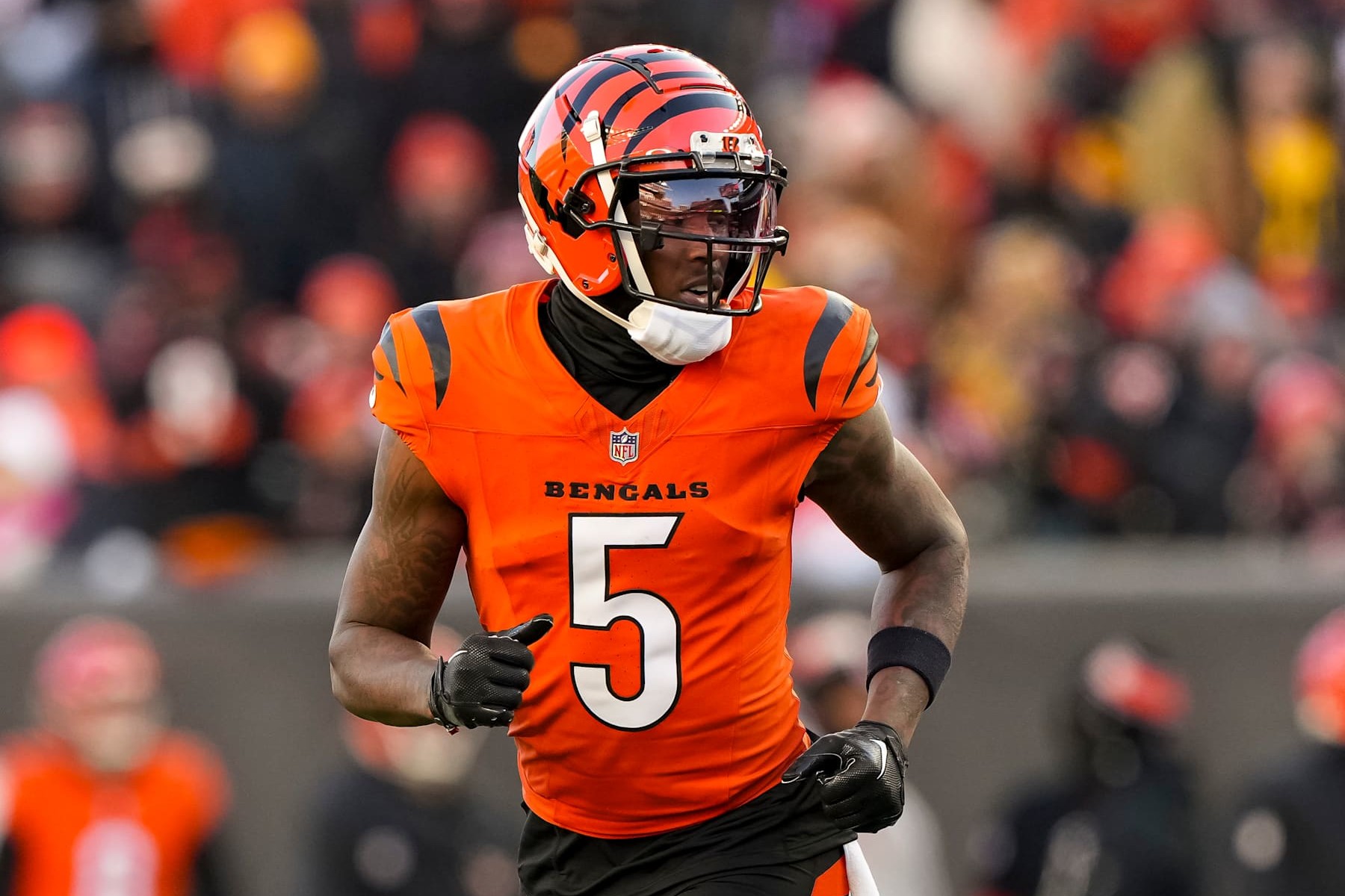 CINCINNATI, OHIO - DECEMBER 1: Wide receiver Tee Higgins #5 of the Cincinnati Bengals gets set during the second half of an NFL football game against the Pittsburgh Steelers, at Paycor Stadium on December 1, 2024 in Cincinnati, Ohio. (Photo by Todd Rosenberg/Getty Images)