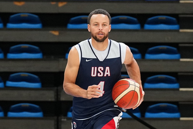 PARIS, FRANCE - JULY 25:  Stephen Curry #4 of the USA Men's National Team handles the ball during the USA Men's National Team practice at Palais des Sports Marcel-Cerdan on July 25, 2024 in Paris, France. NOTE TO USER: User expressly acknowledges and agrees that, by downloading and/or using this photograph, user is consenting to the terms and conditions of the Getty Images License Agreement. Mandatory Copyright Notice: Copyright 2024 NBAE (Photo by Garrett W. Ellwood/NBAE via Getty Images)