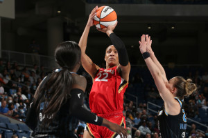 Candace Parker Makes a Triple-Double on the L.A. Sparks – Los