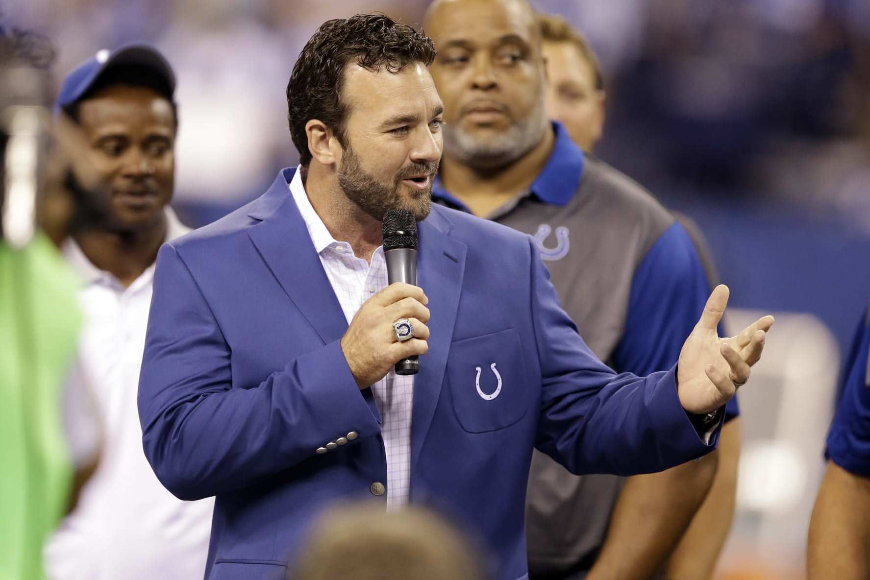 Peyton Manning reacts to Jeff Saturday being named interim Colts coach