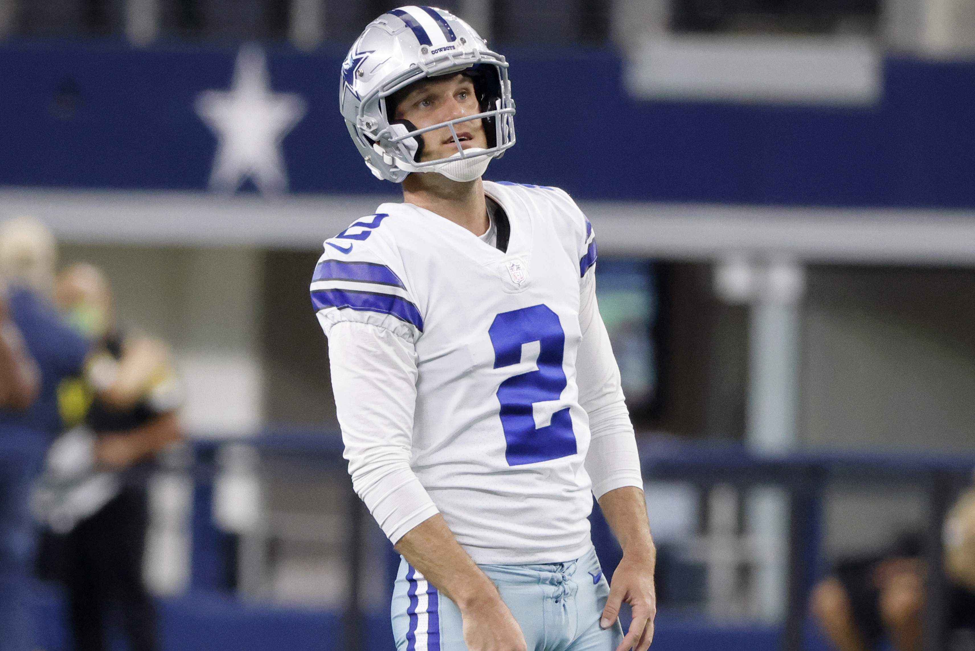 Los Angeles Rams kicker Greg Zuerlein kicks a field goal during