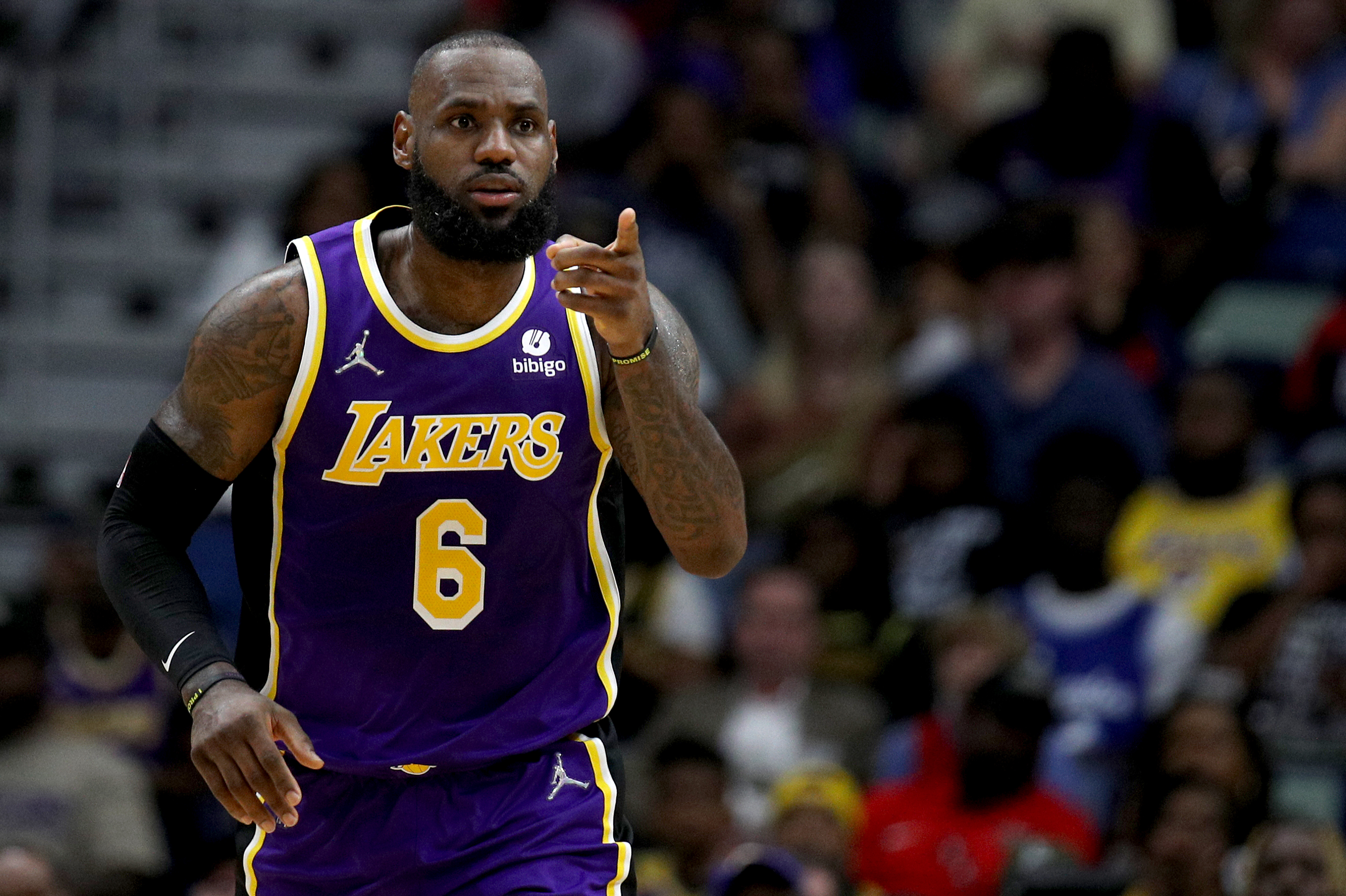 3 Things to Know about Shooting Stars, the Film about LeBron James