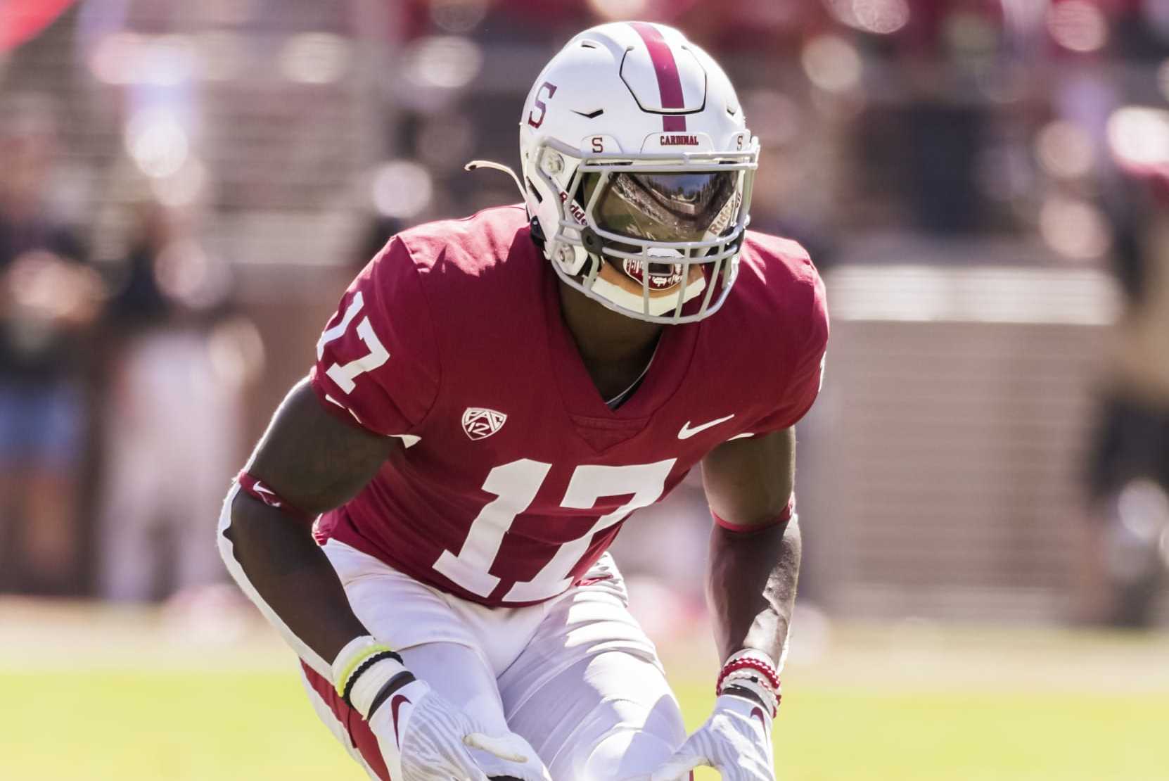 PALO ALTO, CA - OCTOBER 2:  Kyu Blu Kelly #17 of the Stanford Cardinal plays defense an NCAA Pac-12 college football game against the Oregon Ducks on October 2, 2021 at Stanford Stadium in Palo Alto, California.  (Photo by David Madison/Getty Images)