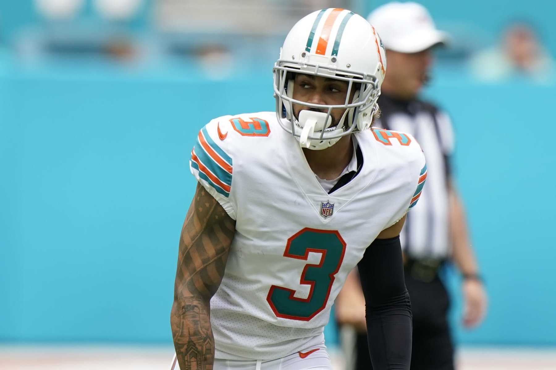 Will Fuller's replacement? 3 WRs the Dolphins should target