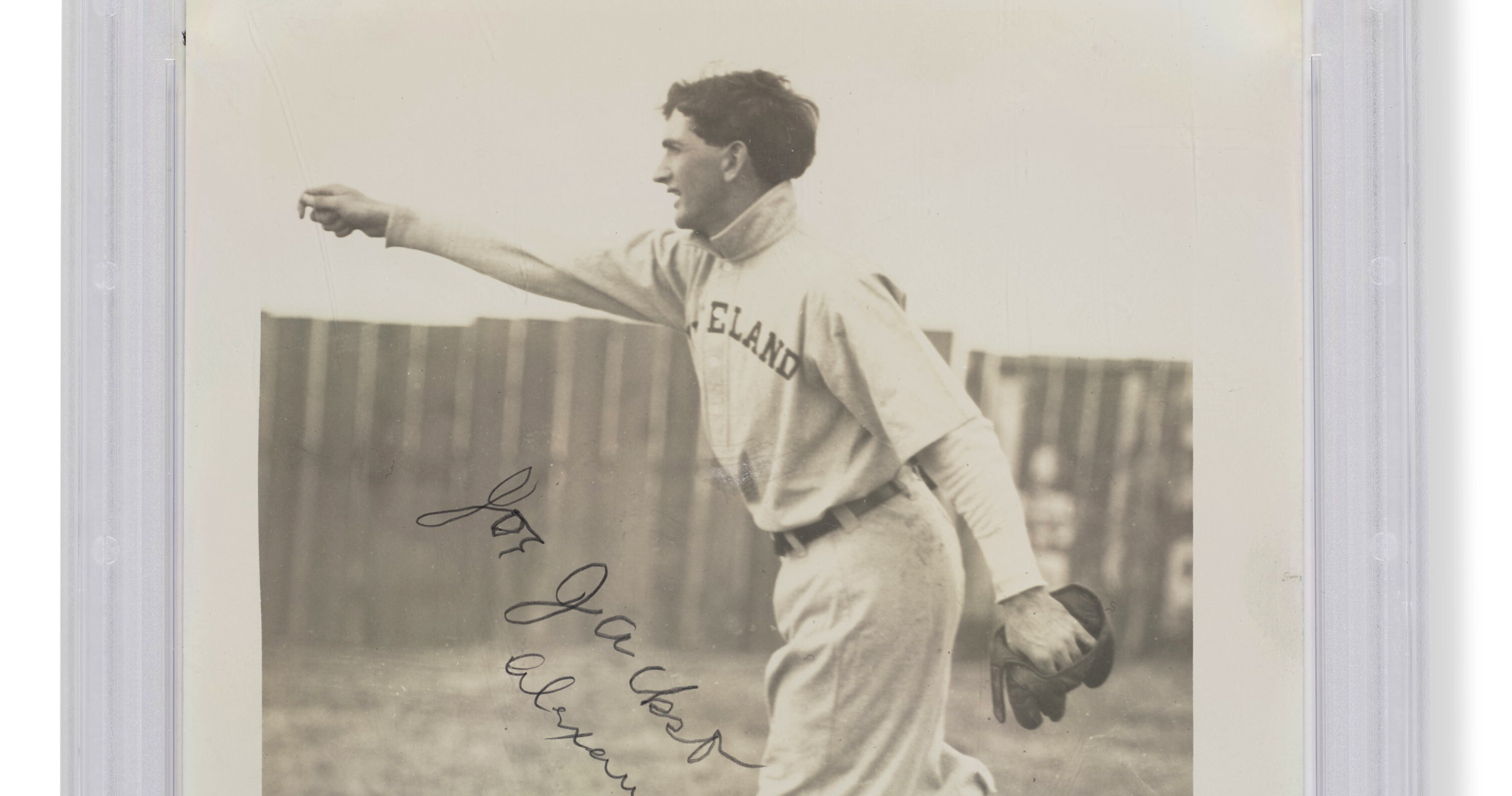 Autographed 'Shoeless' Joe Jackson photograph from 1911 sells for