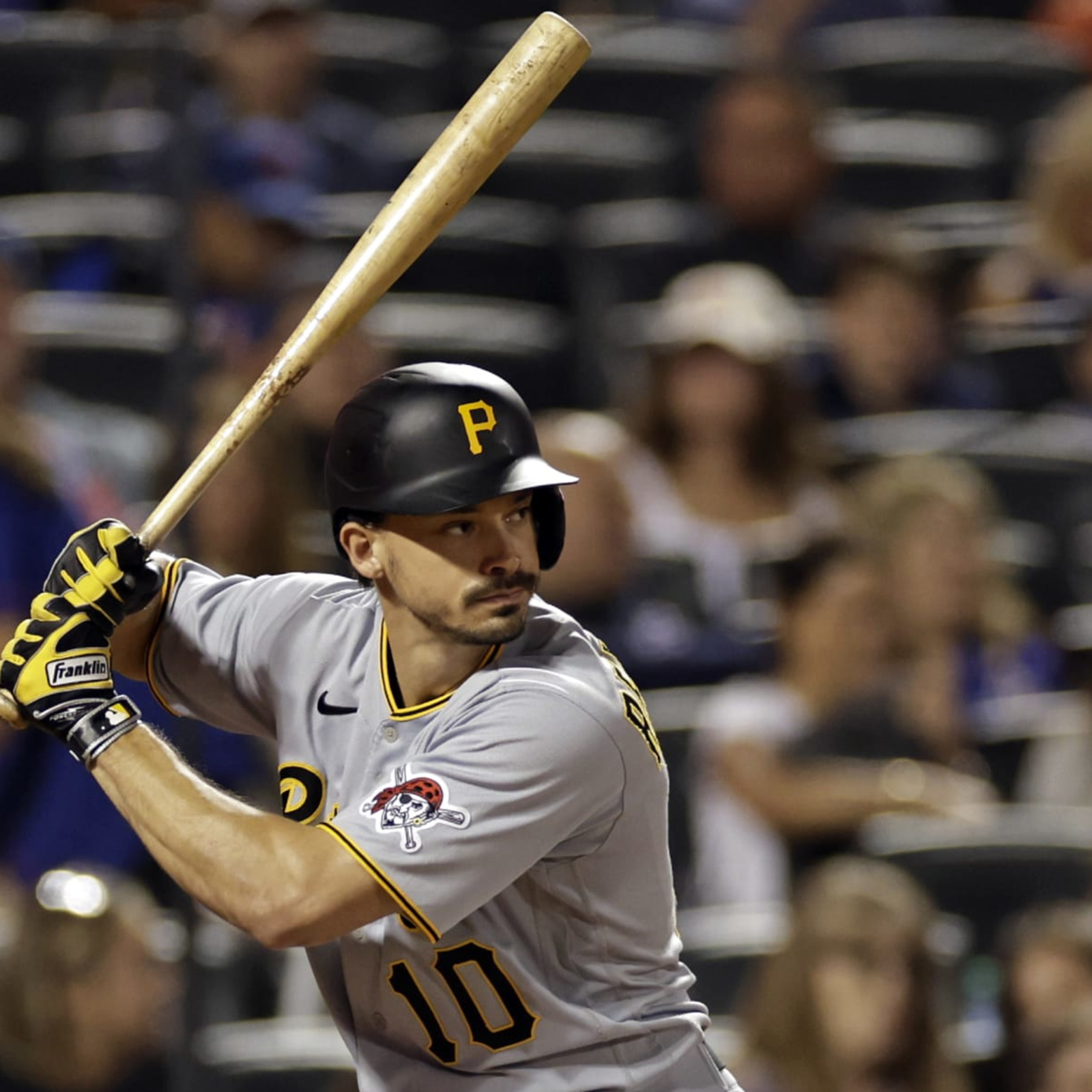 Analysis: Amid ample contract uncertainty, Bryan Reynolds continues to  produce for the Pirates