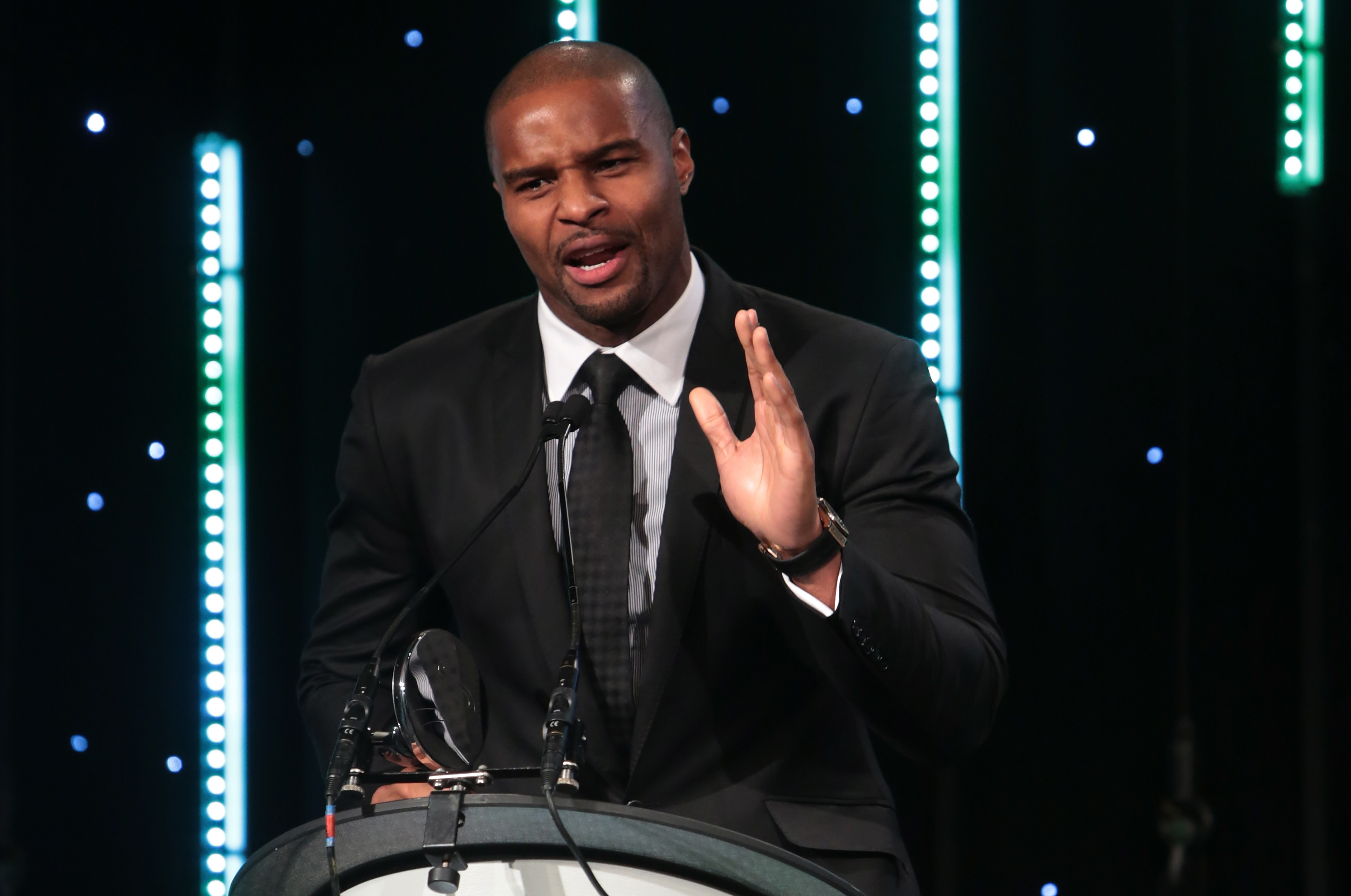 Osi Umenyiora is creating a new path for African talent to make it to the  NFL