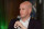 NUEVA YORK, NY - 8 DE ABRIL: Grant Wahl de Sports Illustrated habla en un panel de discusión en el Festival de Cine de Fútbol Kicking + Screening 2014 de Nueva York, presentado por Budweiser, el 8 de abril de 2014 en la ciudad de Nueva York.  (Foto de Michael Loccisano/Getty Images para Budweiser)