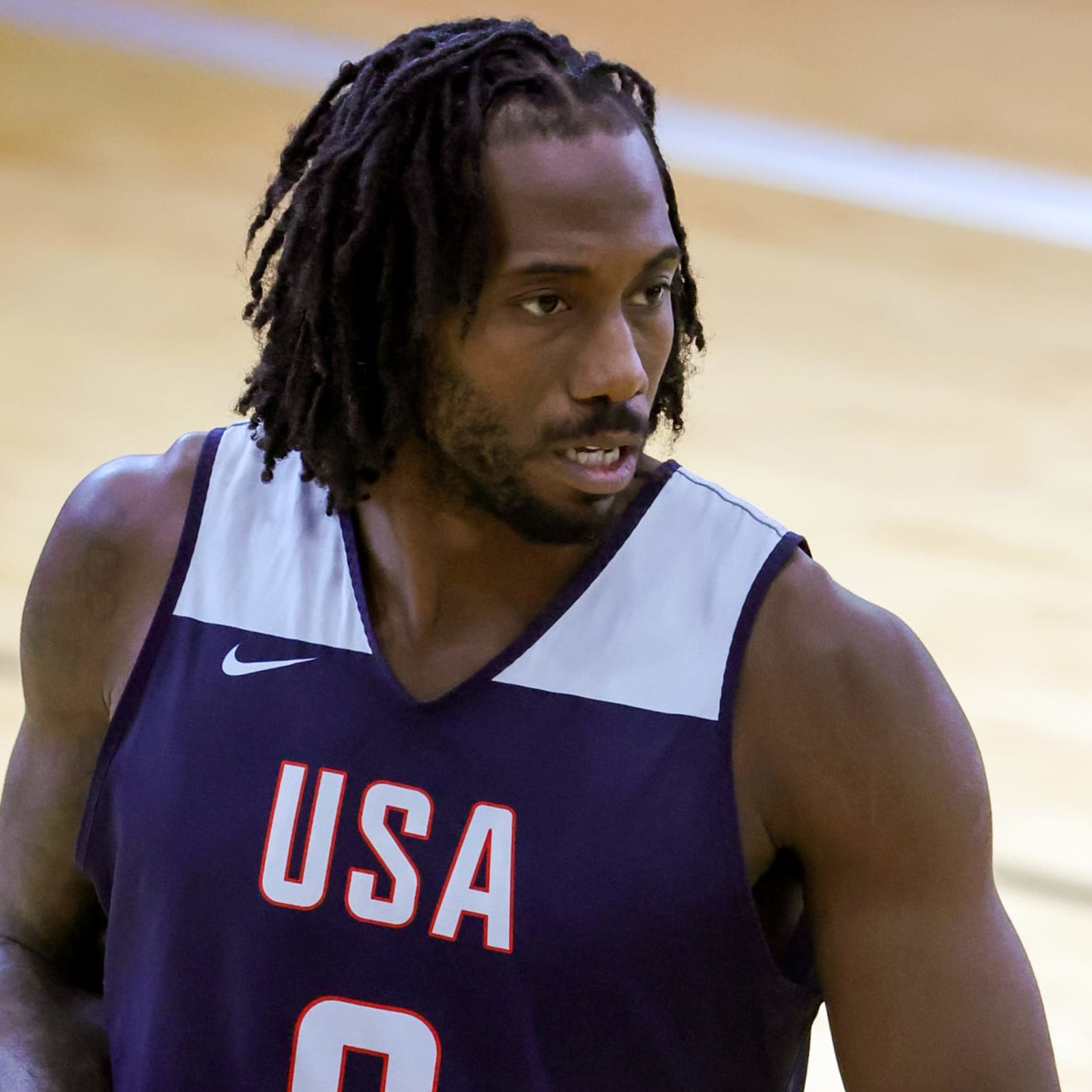 Kawhi leonard leonard store
