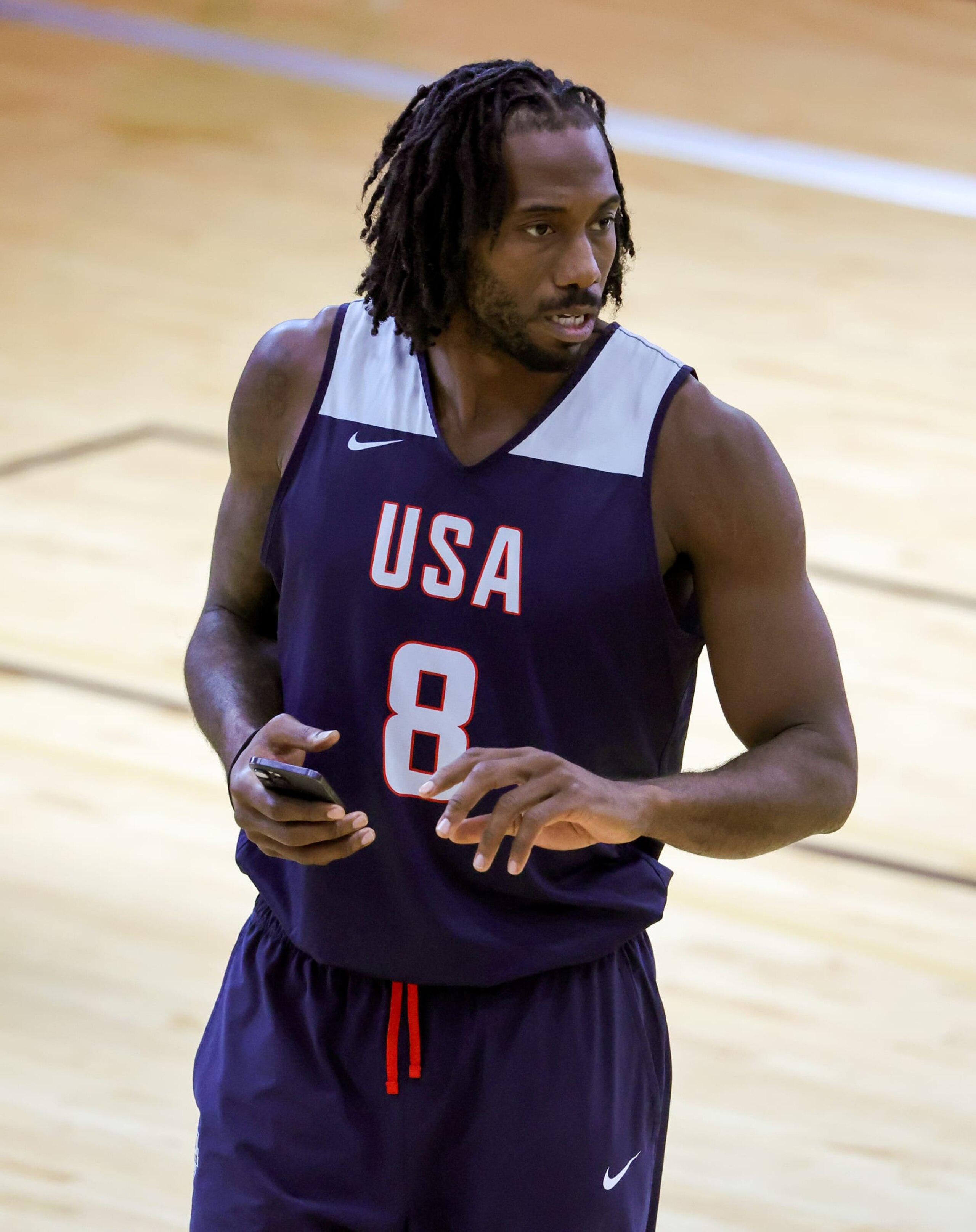 LAS VEGAS, NEVADA - JULY 08: Kawhi Leonard #8 of the 2024 USA Basketball Men's National Team walks on the court after a practice session during the team's training camp at the Mendenhall Center at UNLV on July 08, 2024 in Las Vegas, Nevada. (Photo by Ethan Miller/Getty Images) LAS VEGAS, NEVADA - JULY 08: Kawhi Leonard #8 of the 2024 USA Basketball Men's National Team walks on the court after a practice session during the team's training camp at the Mendenhall Center at UNLV on July 08, 2024 in Las Vegas, Nevada. (Photo by Ethan Miller/Getty Images)