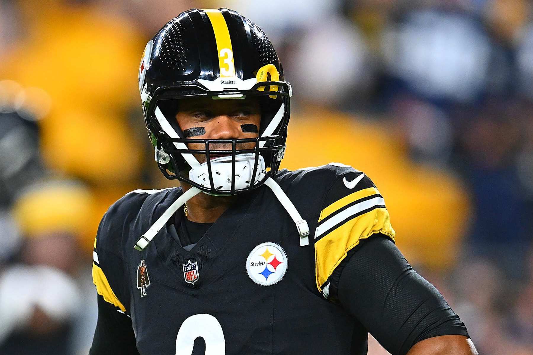 PITTSBURGH, PENNSYLVANIA - OCTOBER 6:  Russell Wilson #3 of the Pittsburgh Steelers warms uo prior to the game against the Dallas Cowboys at Acrisure Stadium on October 6, 2024 in Pittsburgh, Pennsylvania. (Photo by Joe Sargent/Getty Images)