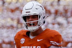 Arch Manning Set for 1st Texas Start vs. Louisiana Monroe amid Quinn Ewers Injury