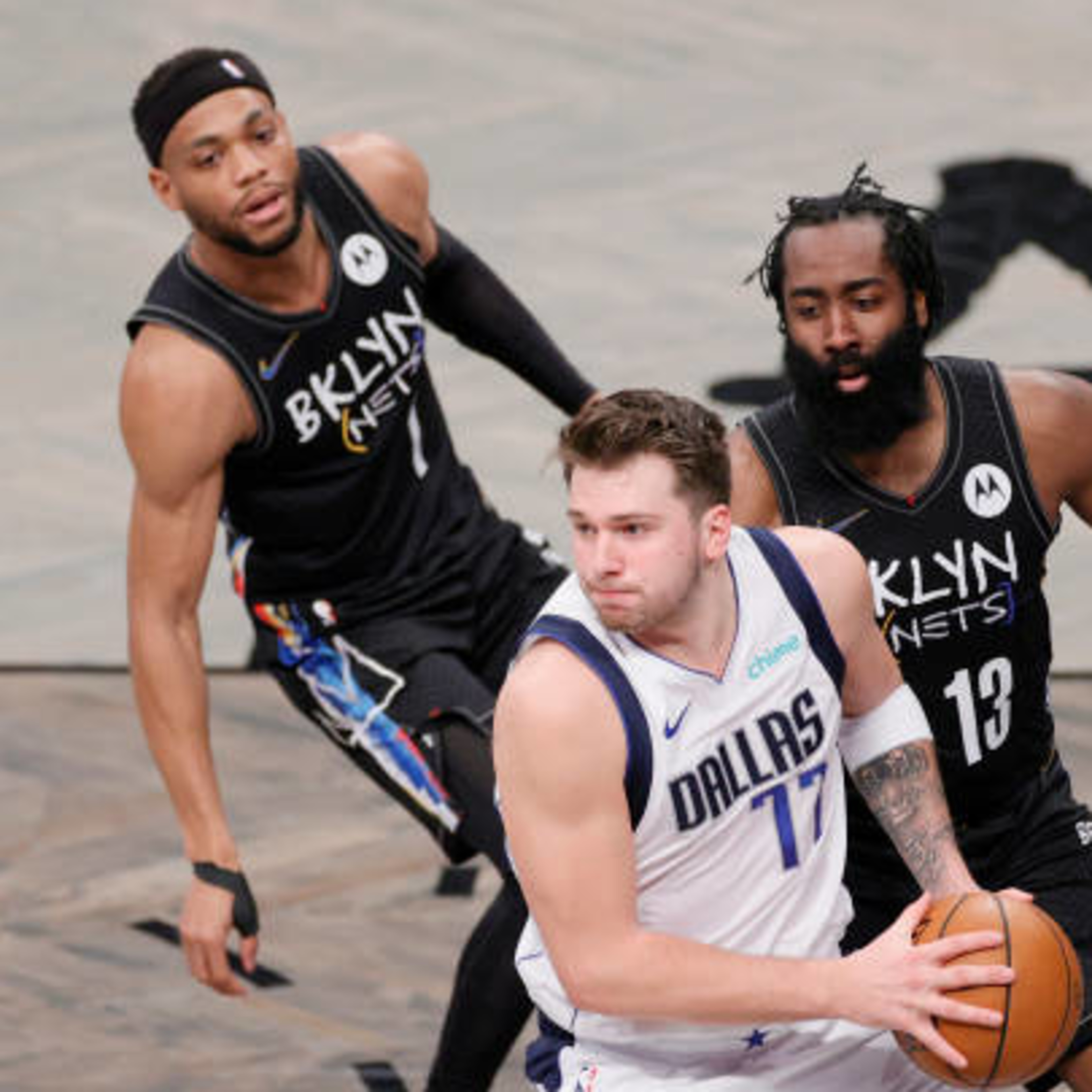 Best NBA Same Game Parlay Betting Props for Nets vs Mavs Lakers vs
