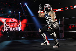 Penta's WWE Debut Lives Up to the Hype, Judgment Day's Final Hour, More Raw Takes