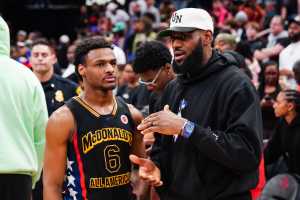 Lakers' LeBron James 'So Damn Proud' of Son Bronny After Commitment to USC